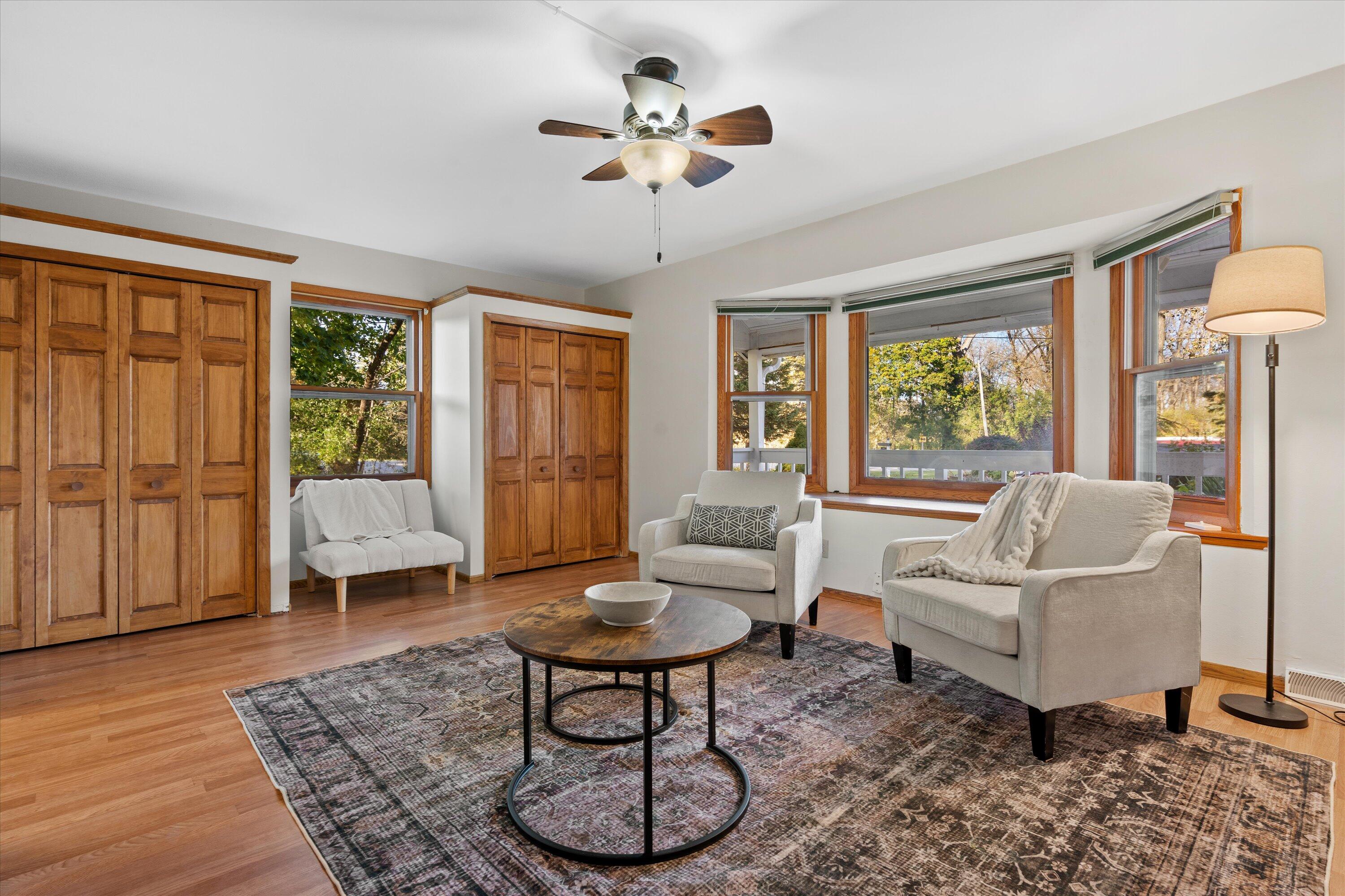 12763 N East Shoreland Dr