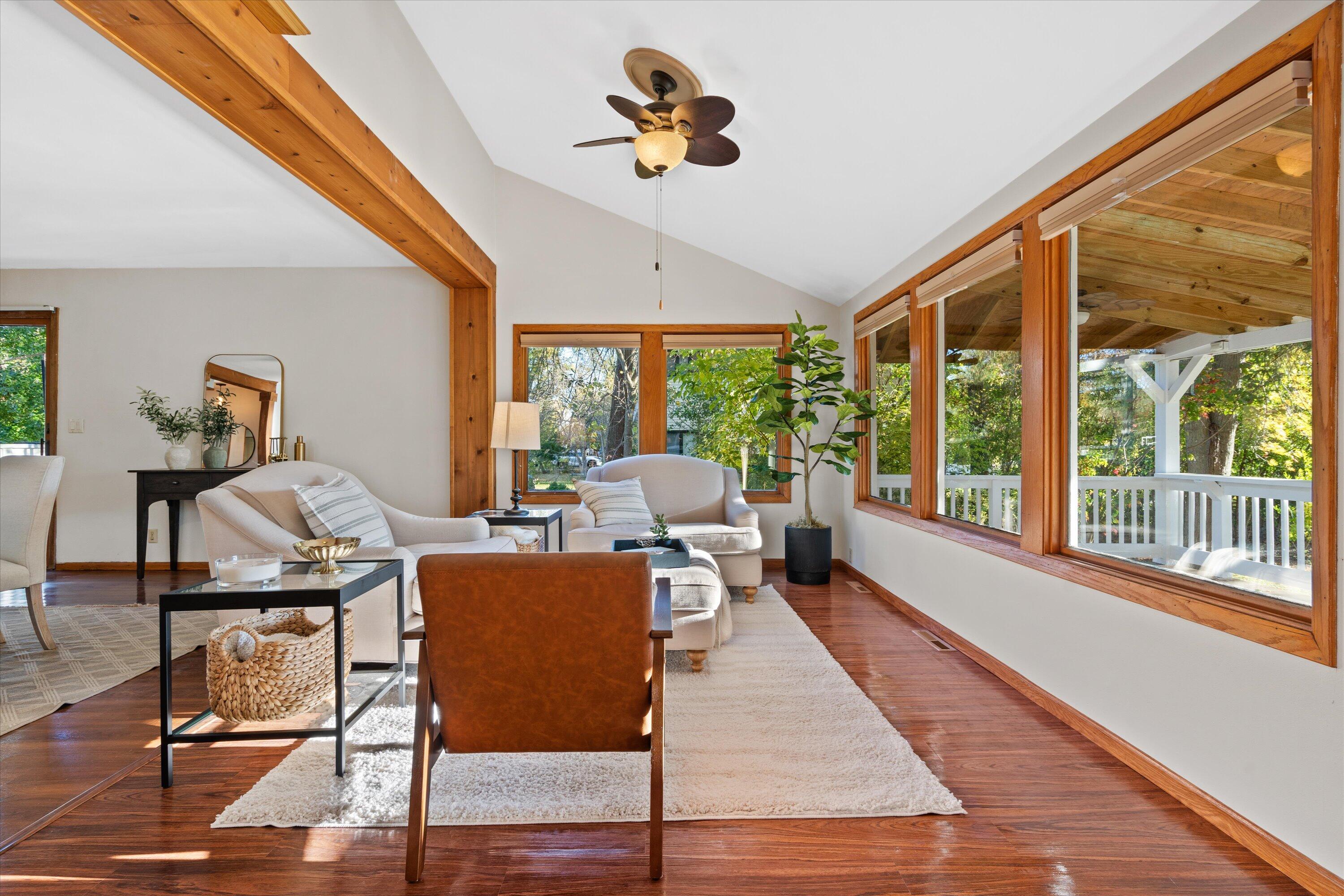 12763 N East Shoreland Dr