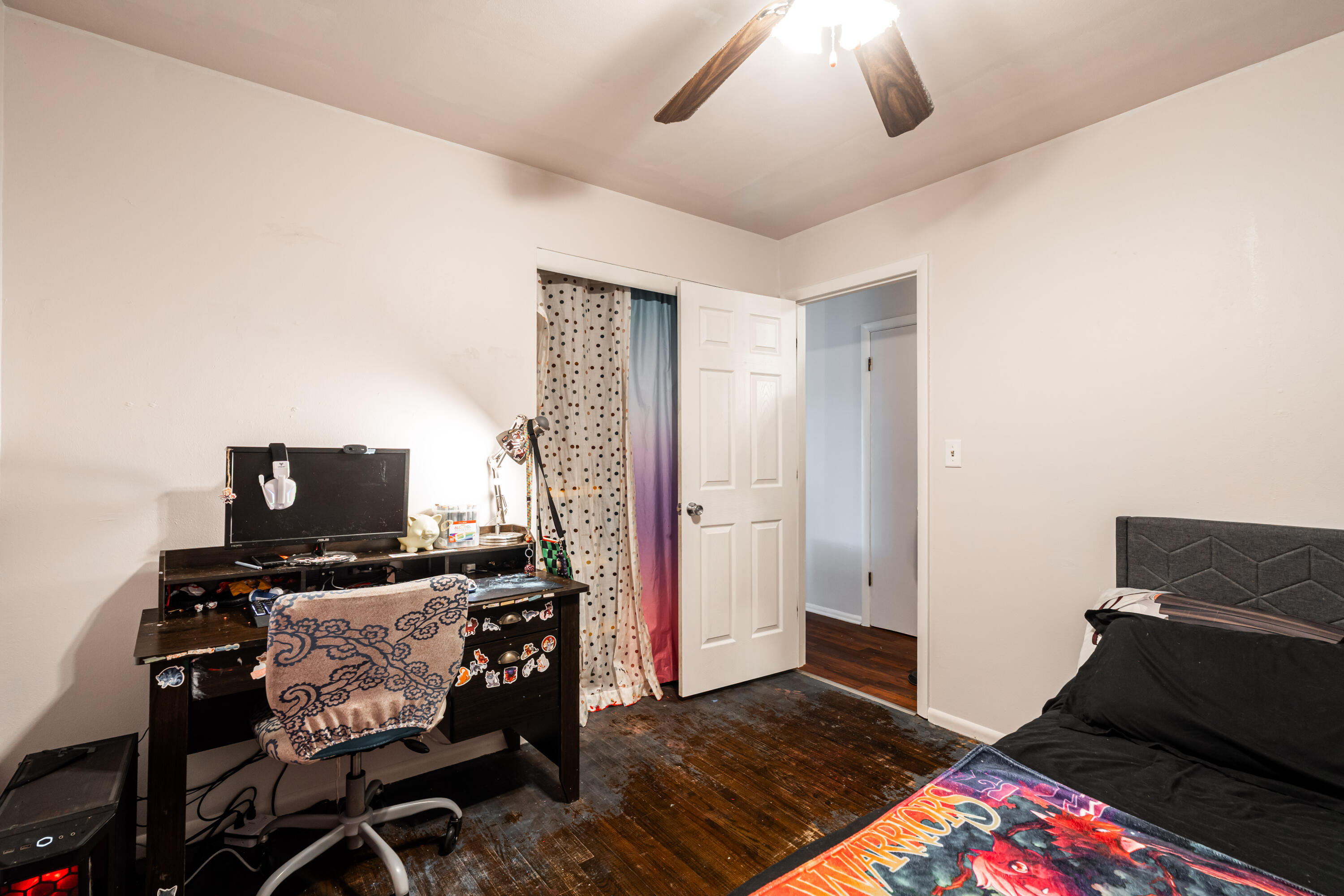 7121 W Cody Cir