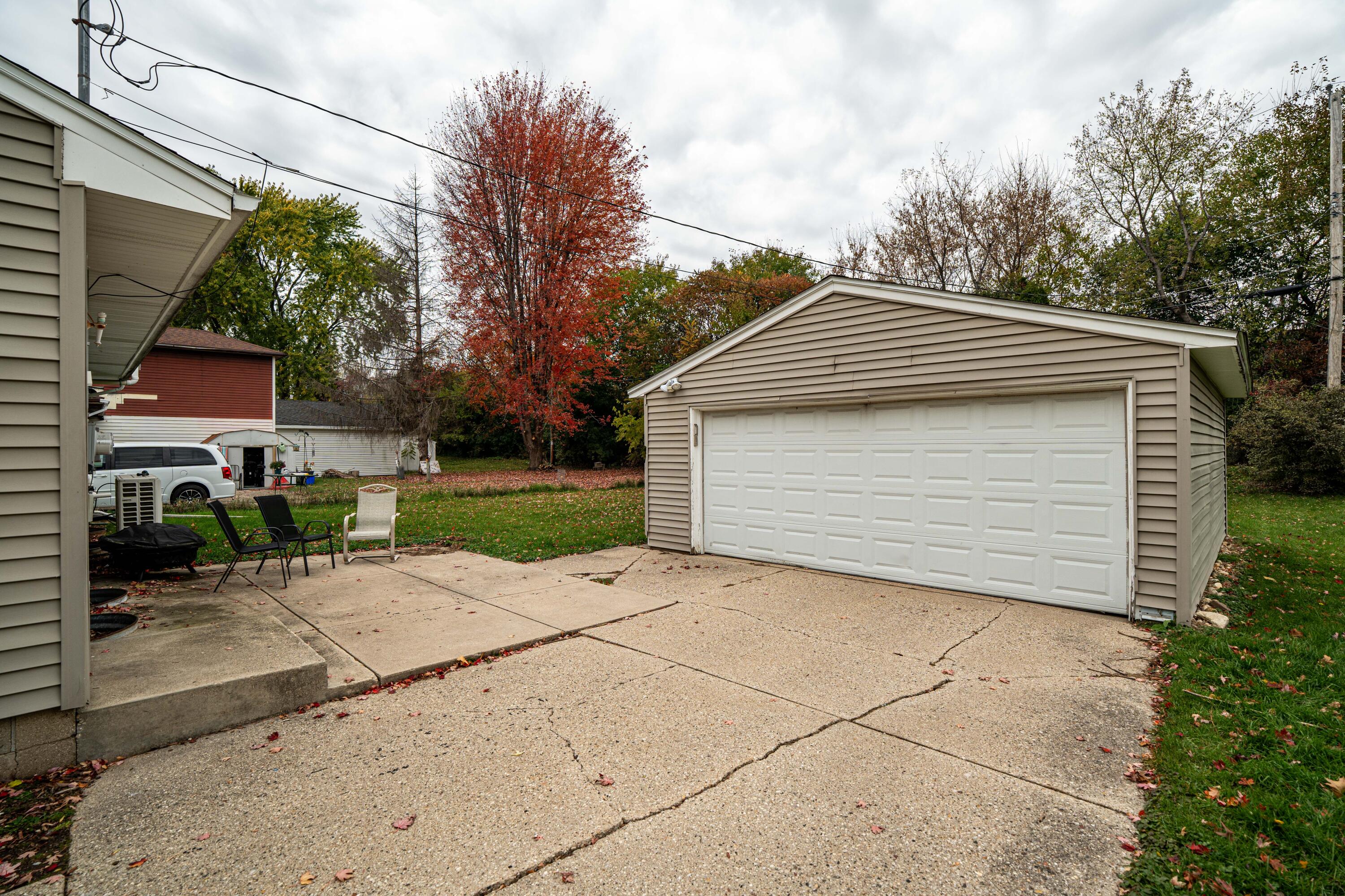 526 Peters Dr