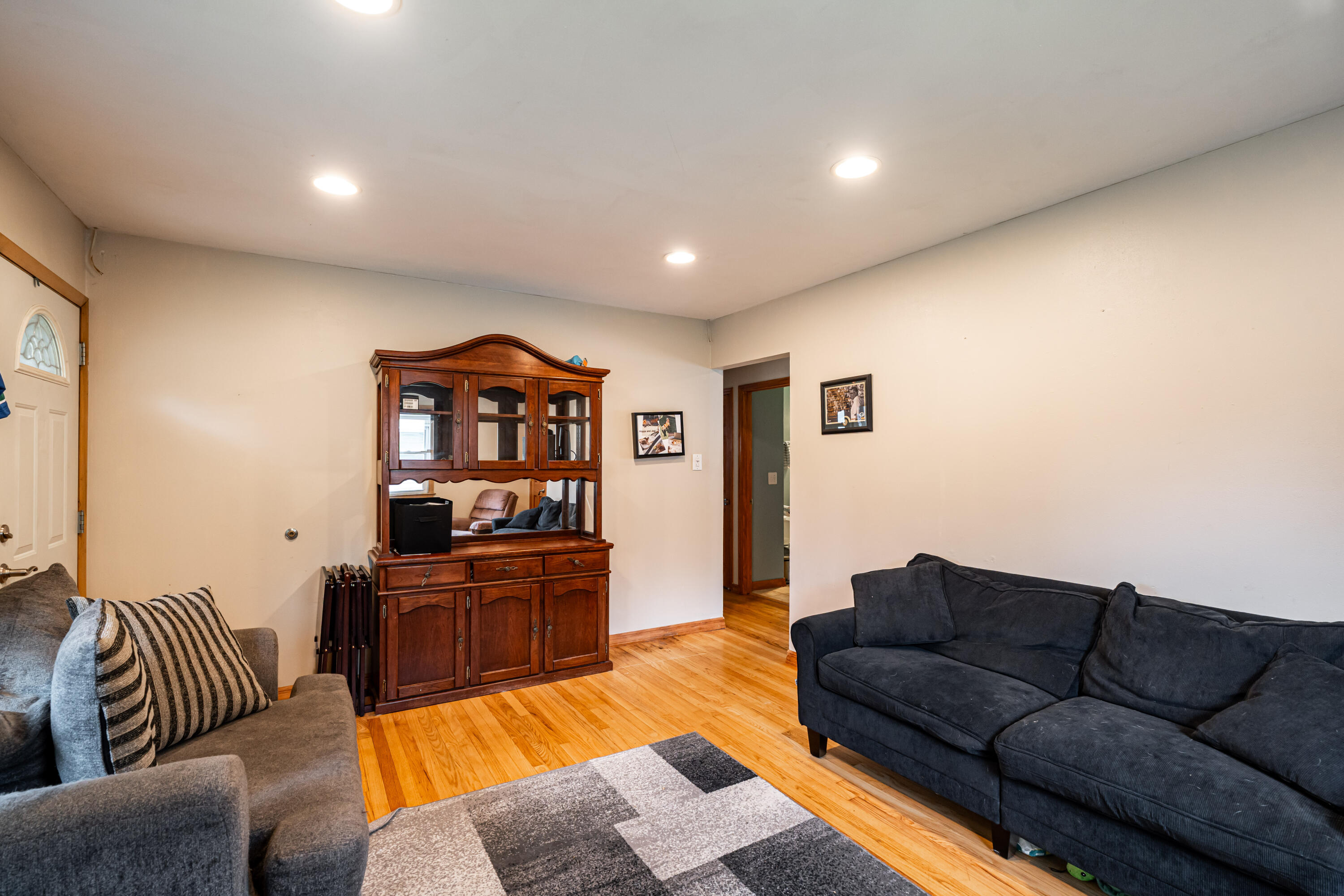 526 Peters Dr