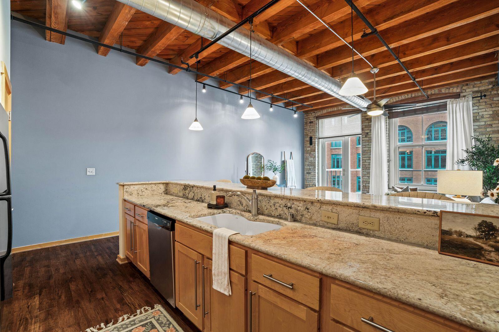 191 N Broadway - Unit: 307