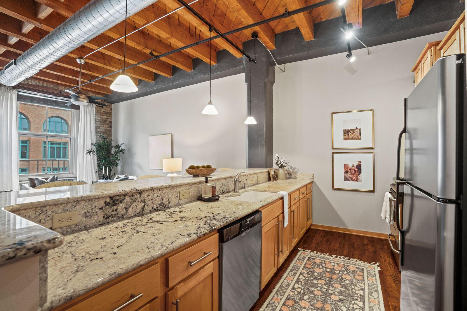 191 N Broadway - Unit: 307