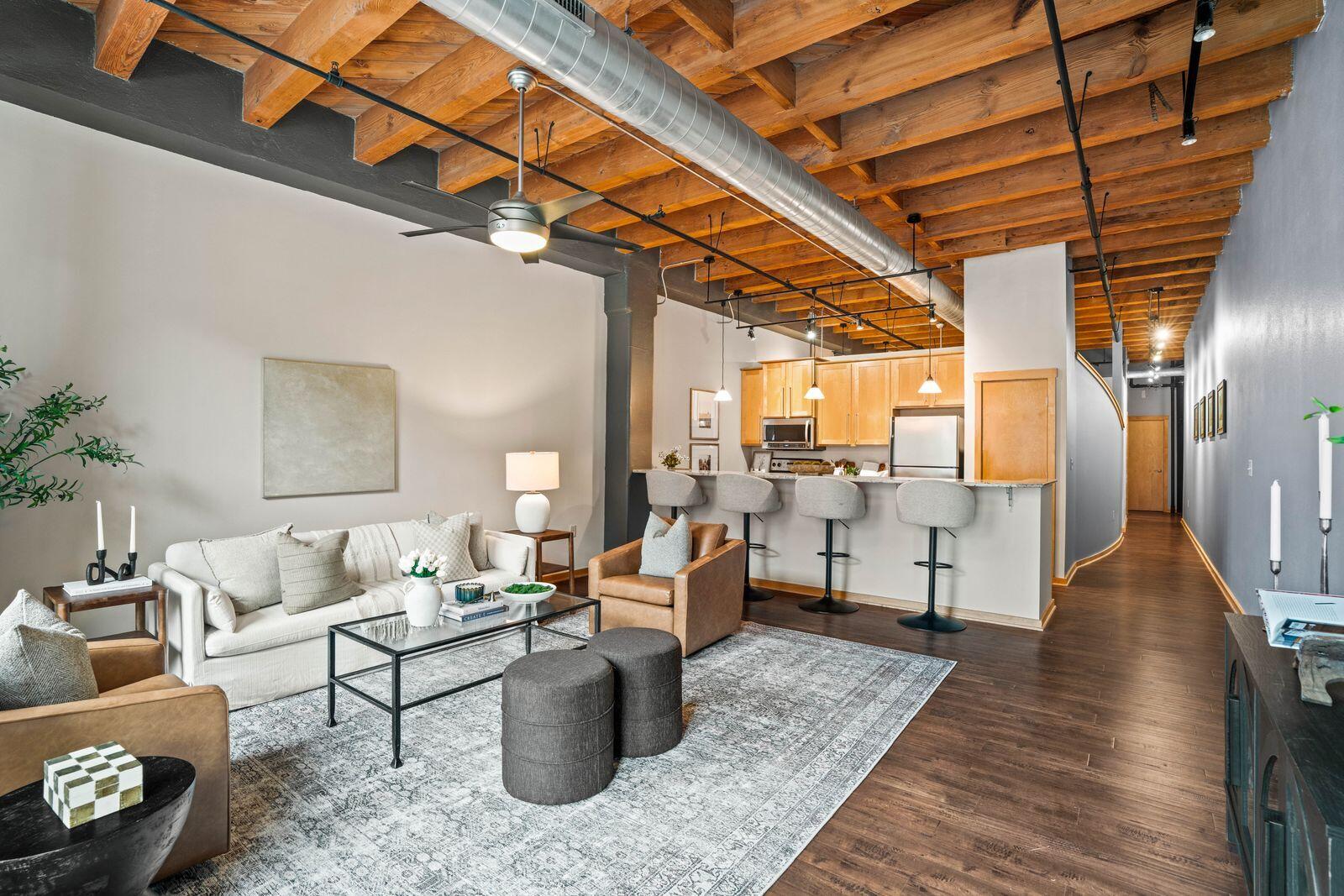 191 N Broadway - Unit: 307