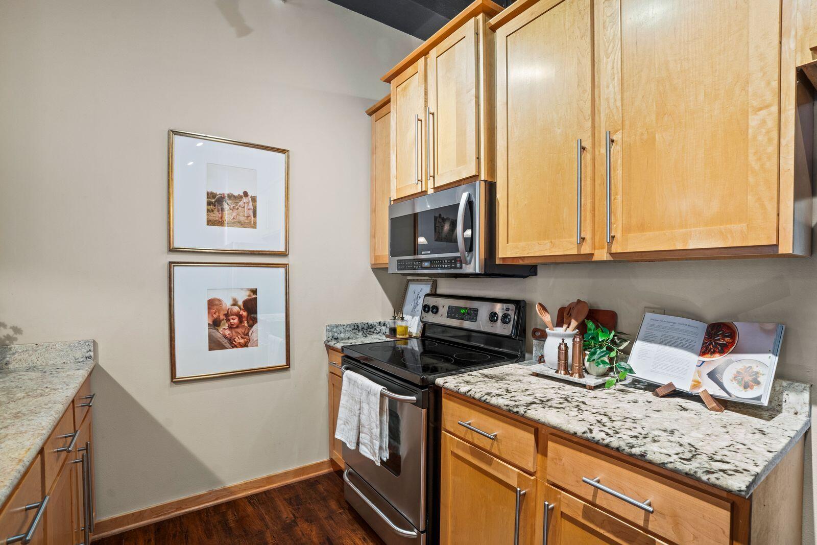 191 N Broadway - Unit: 307
