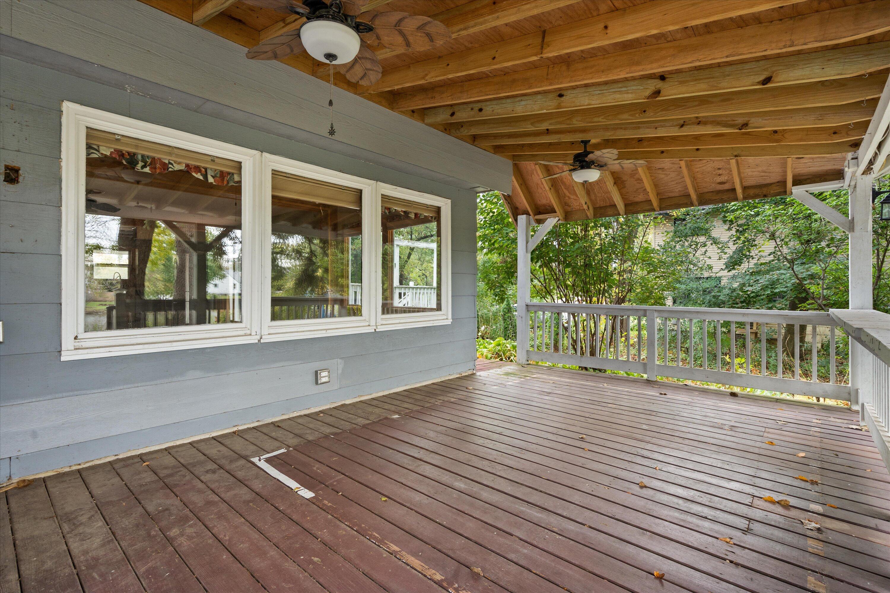 12763 N East Shoreland Dr