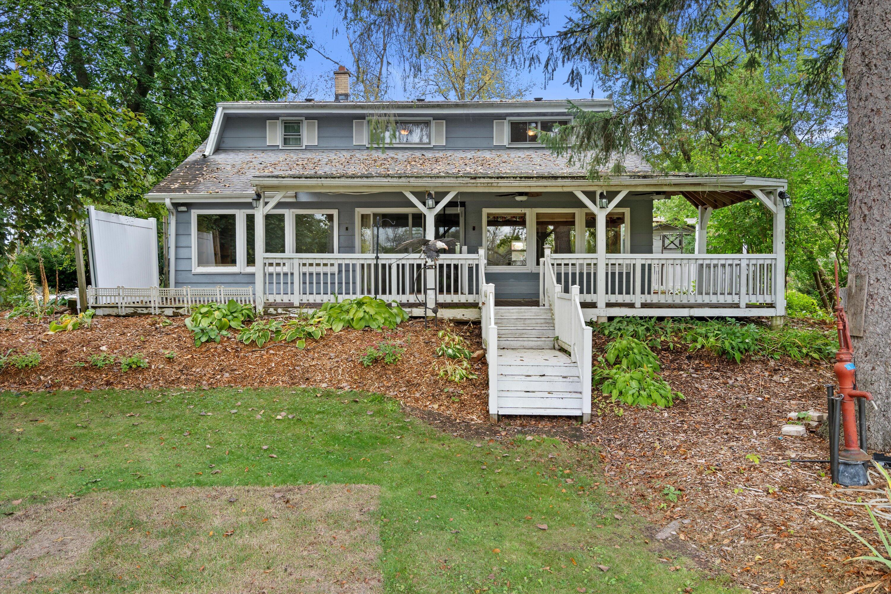 12763 N East Shoreland Dr