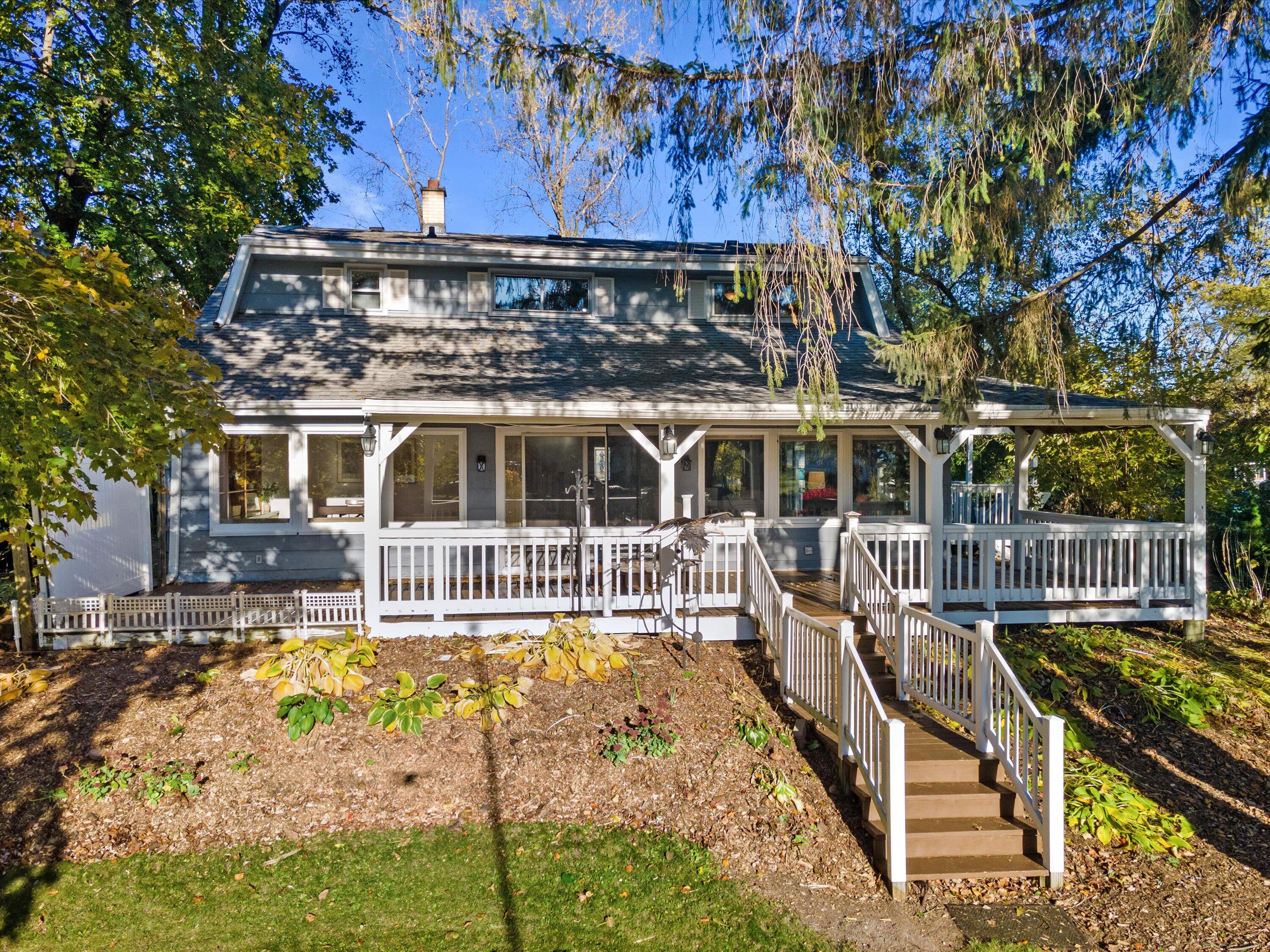 12763 N East Shoreland Dr