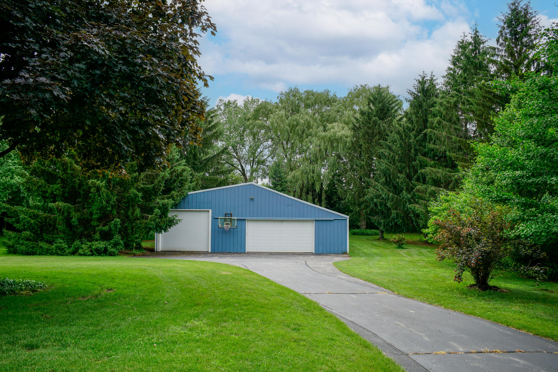 W245N4749 Swan Rd