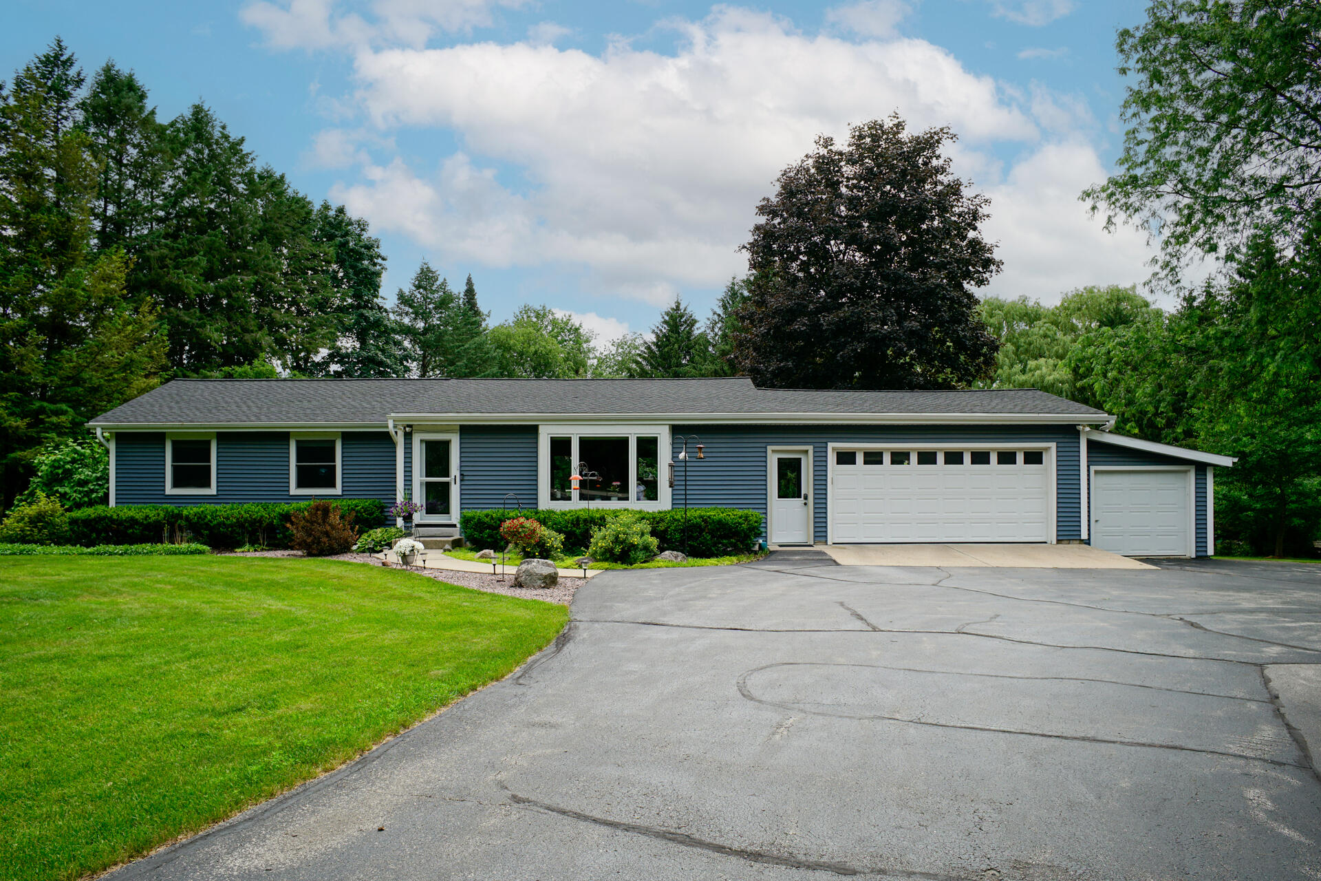 W245N4749 Swan Rd