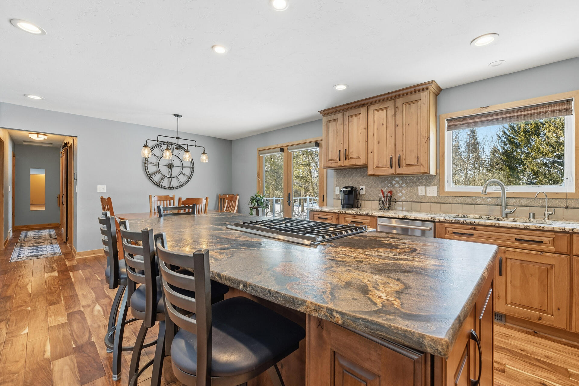 W245N4749 Swan Rd