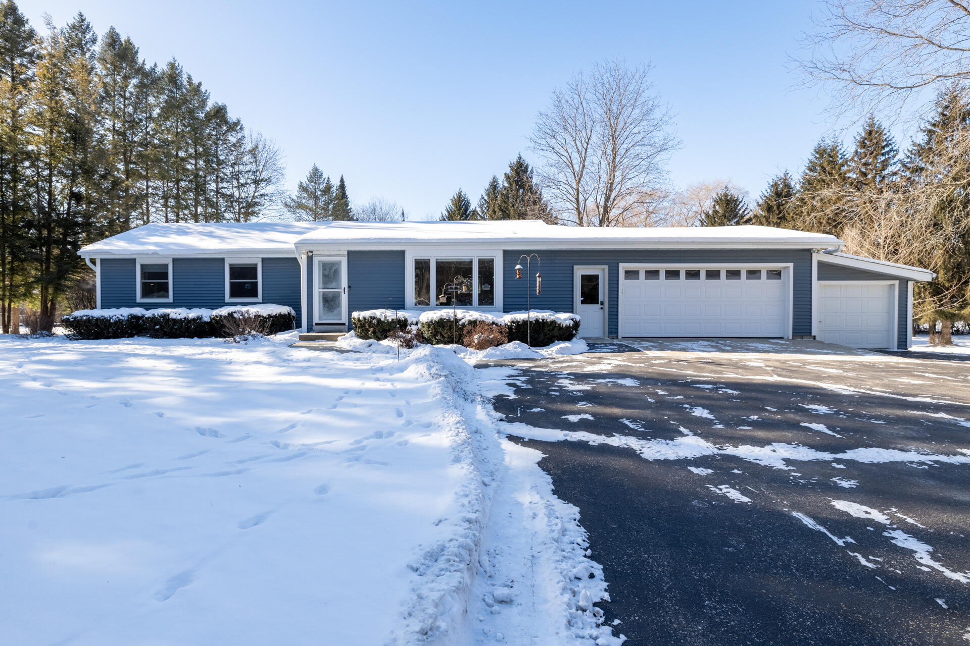 W245N4749 Swan Rd