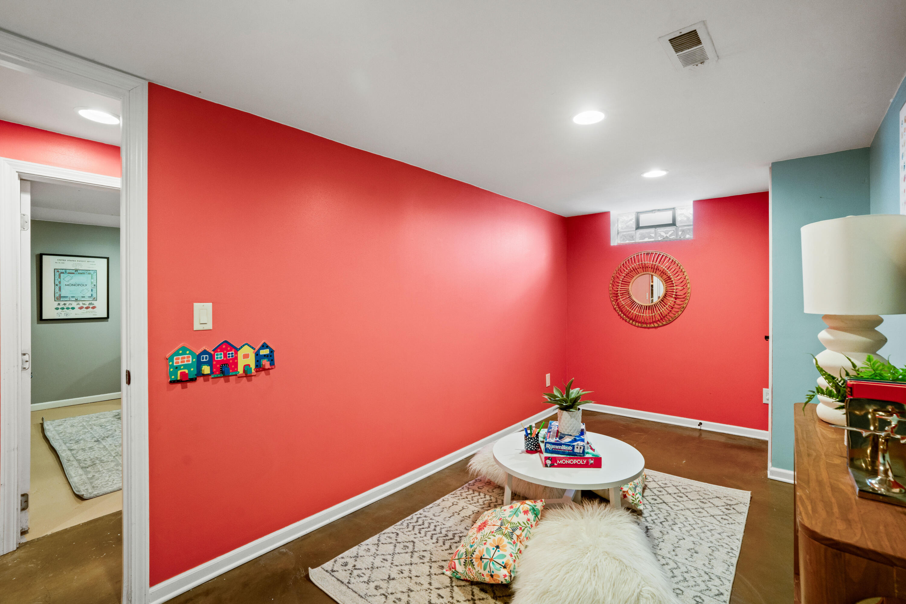 8930 N Maitland Rd
