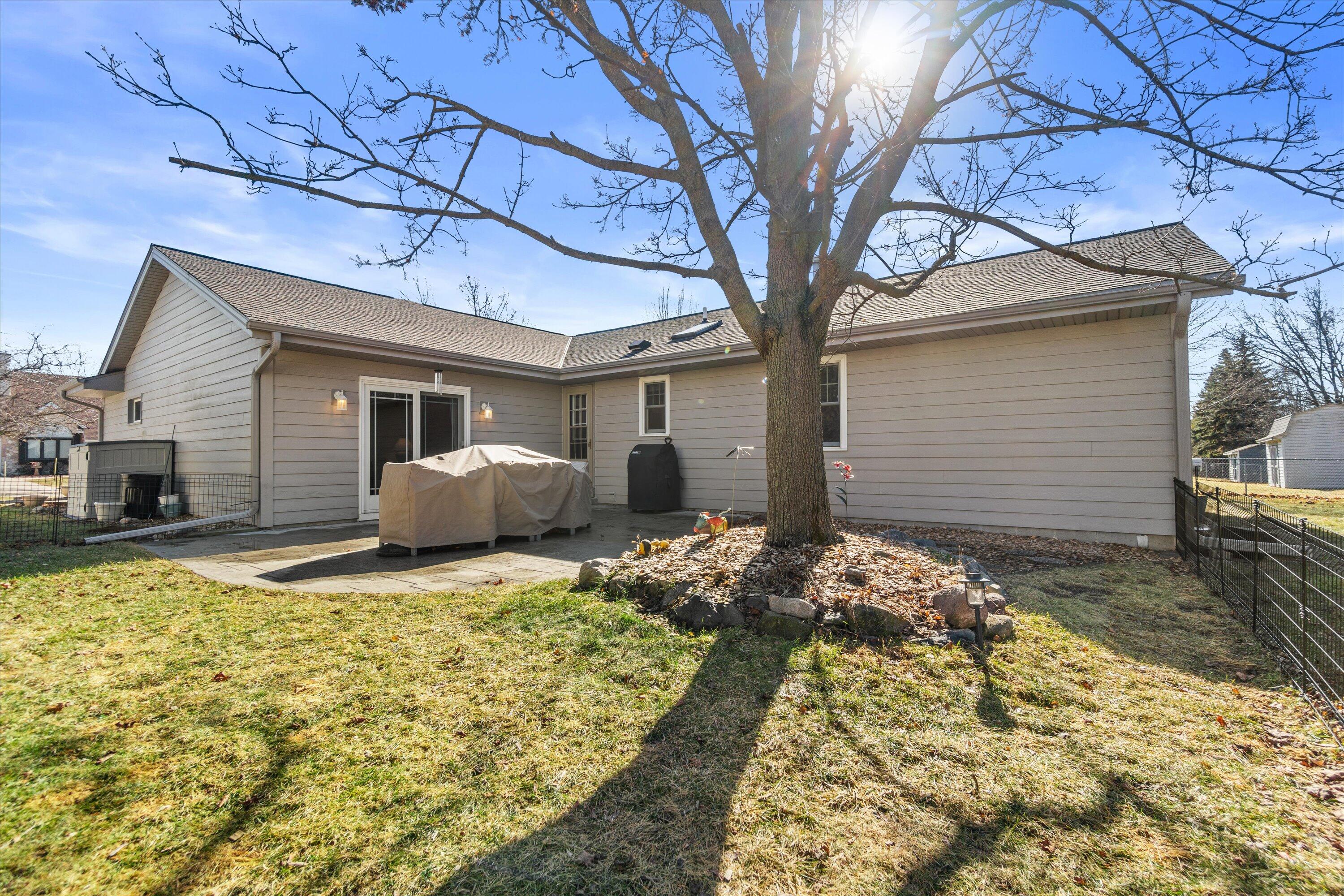 7245 S Hillendale Dr