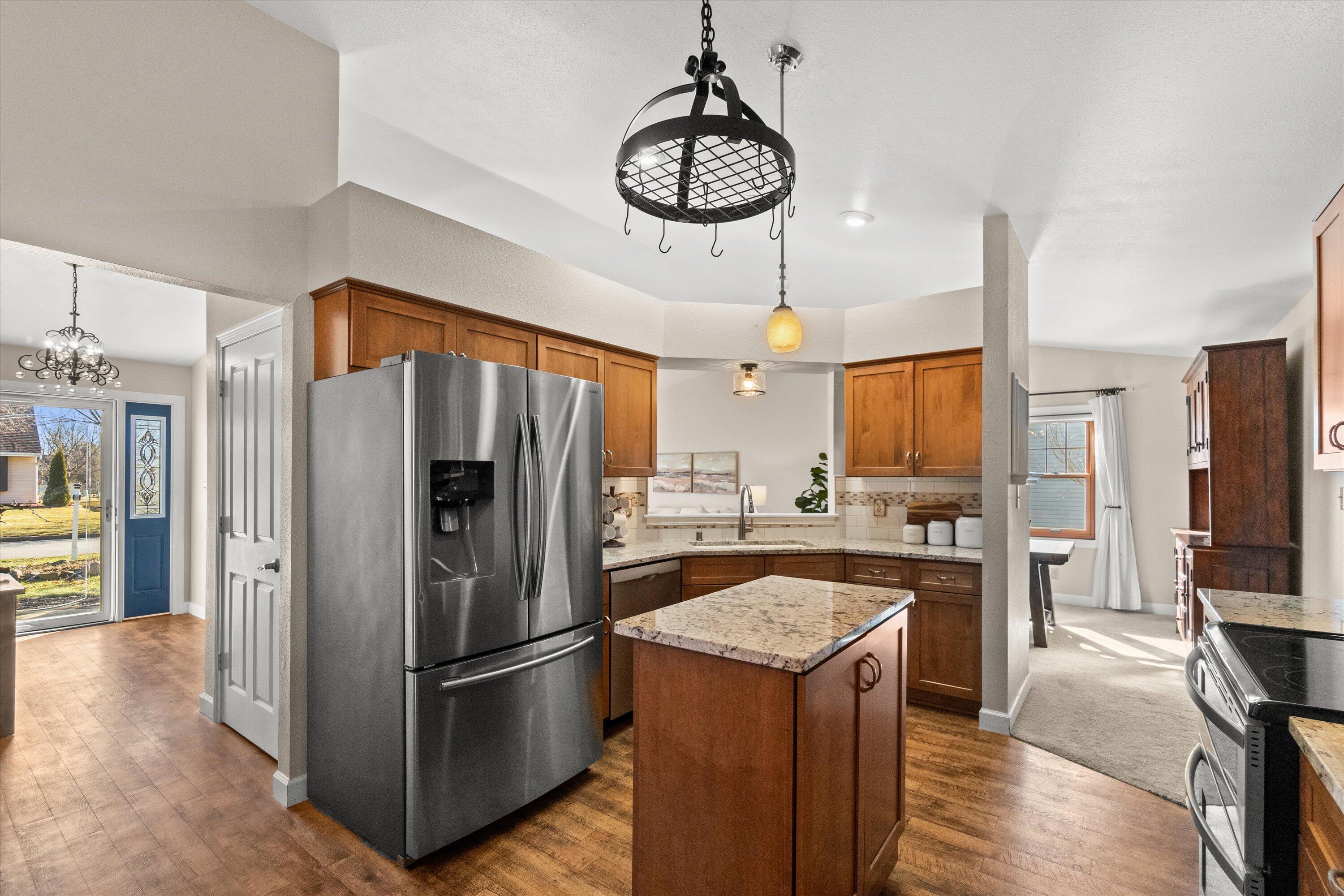 7245 S Hillendale Dr