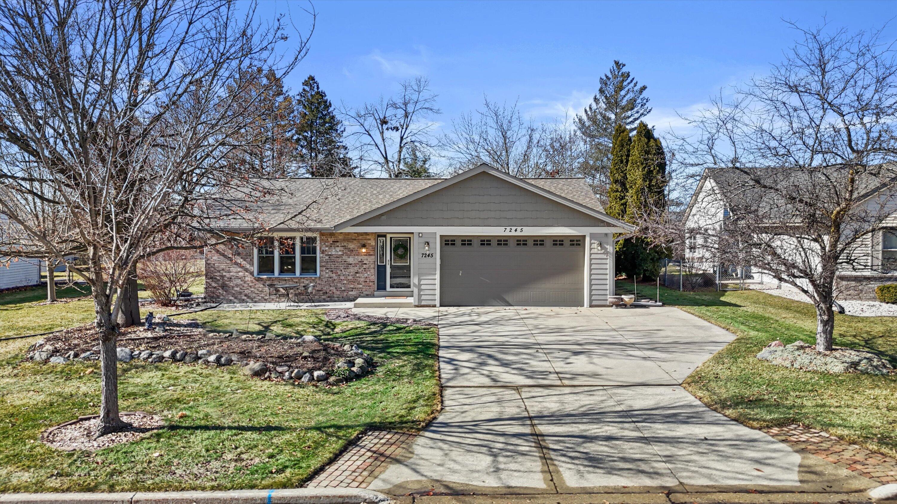 7245 S Hillendale Dr