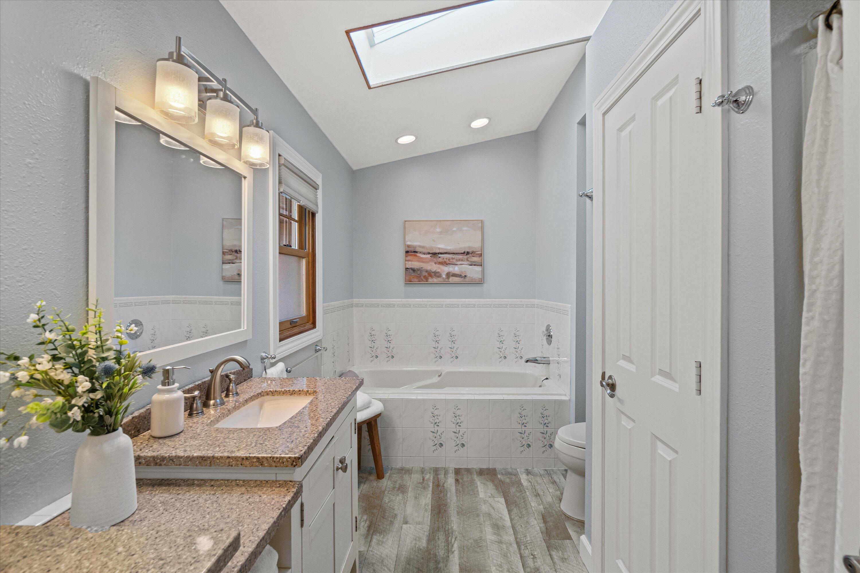 7245 S Hillendale Dr