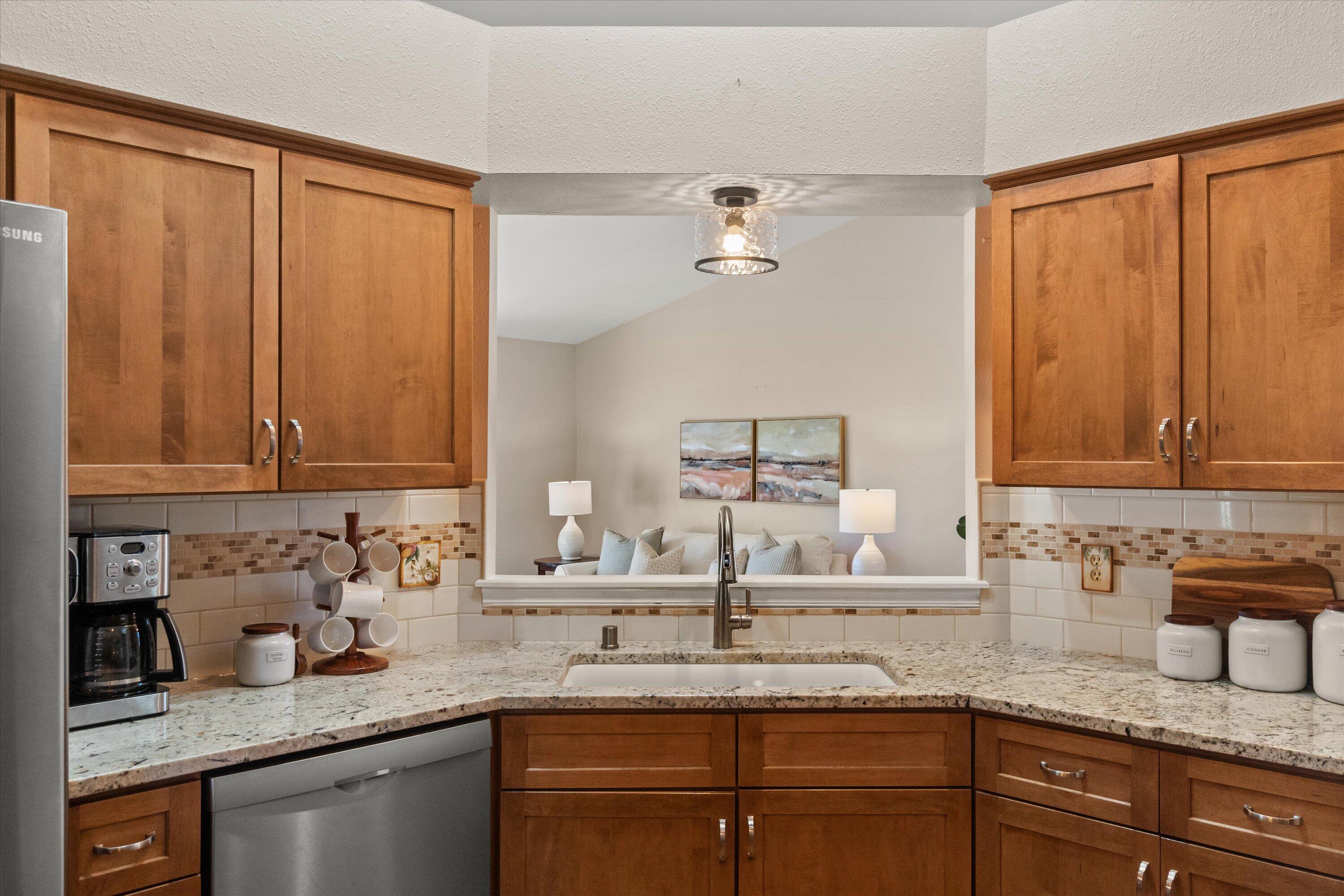 7245 S Hillendale Dr