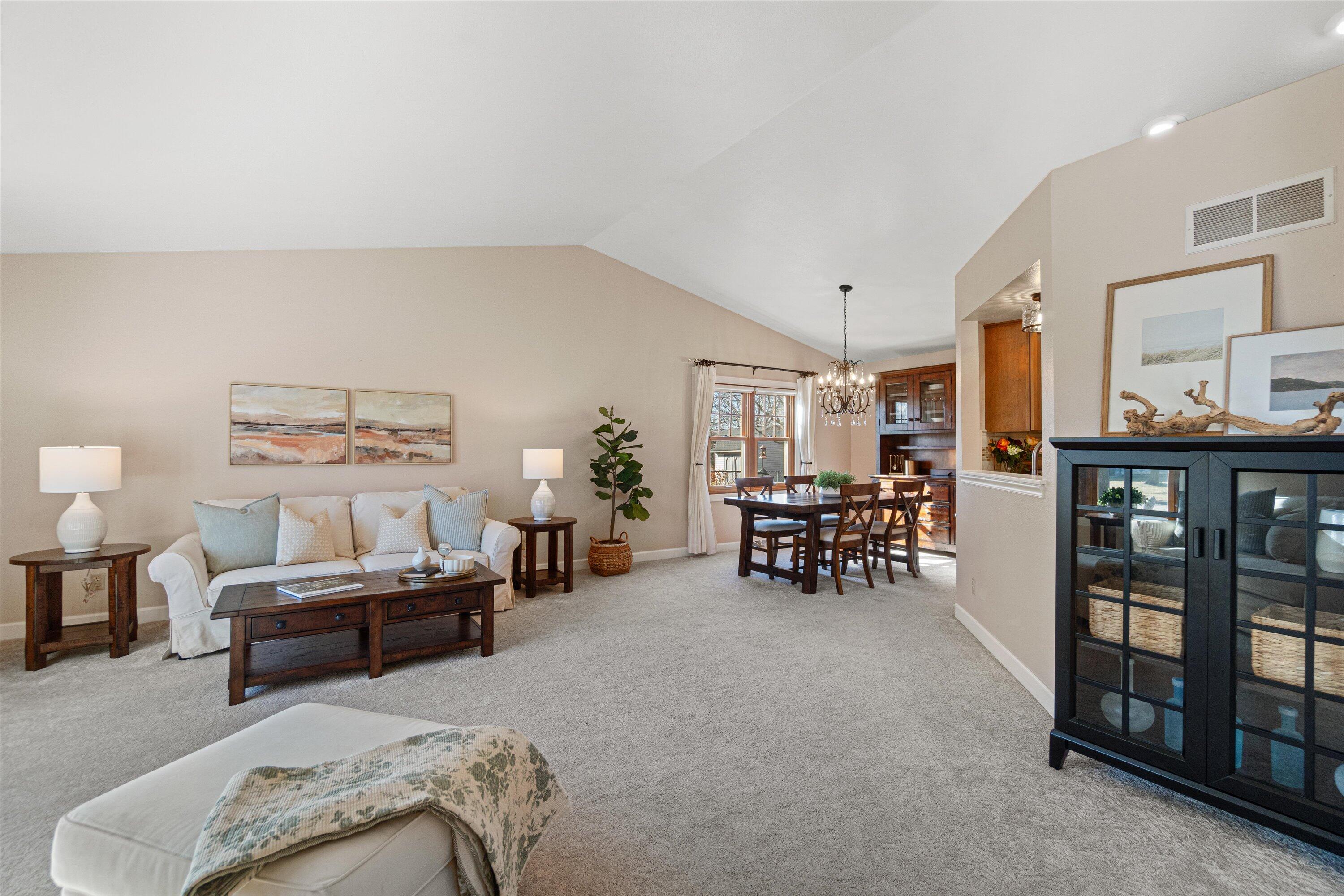 7245 S Hillendale Dr