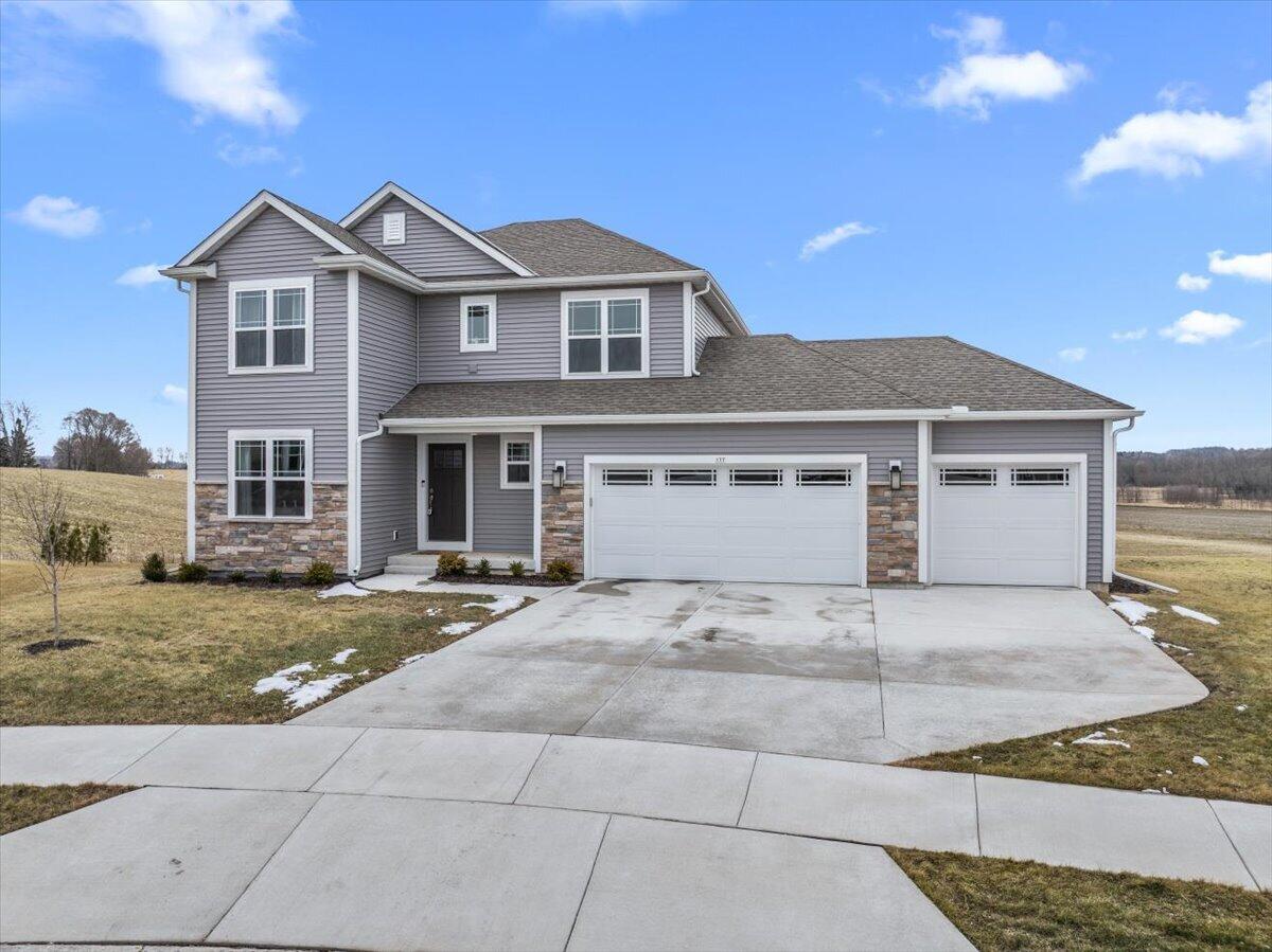 177 Emerald Cir