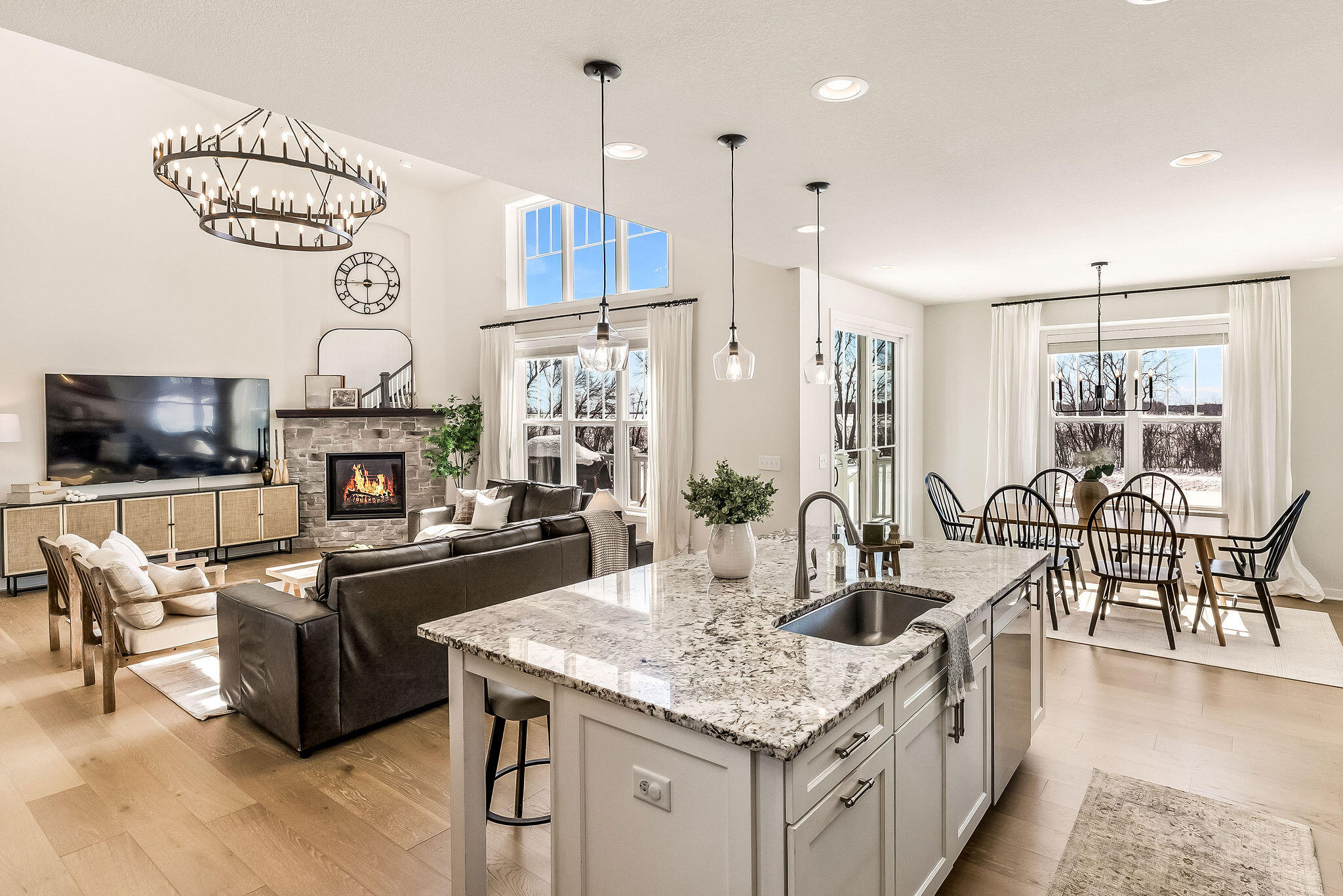 8955 W Highlander Dr
