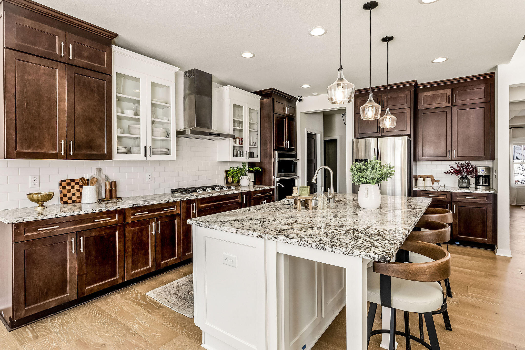 8955 W Highlander Dr
