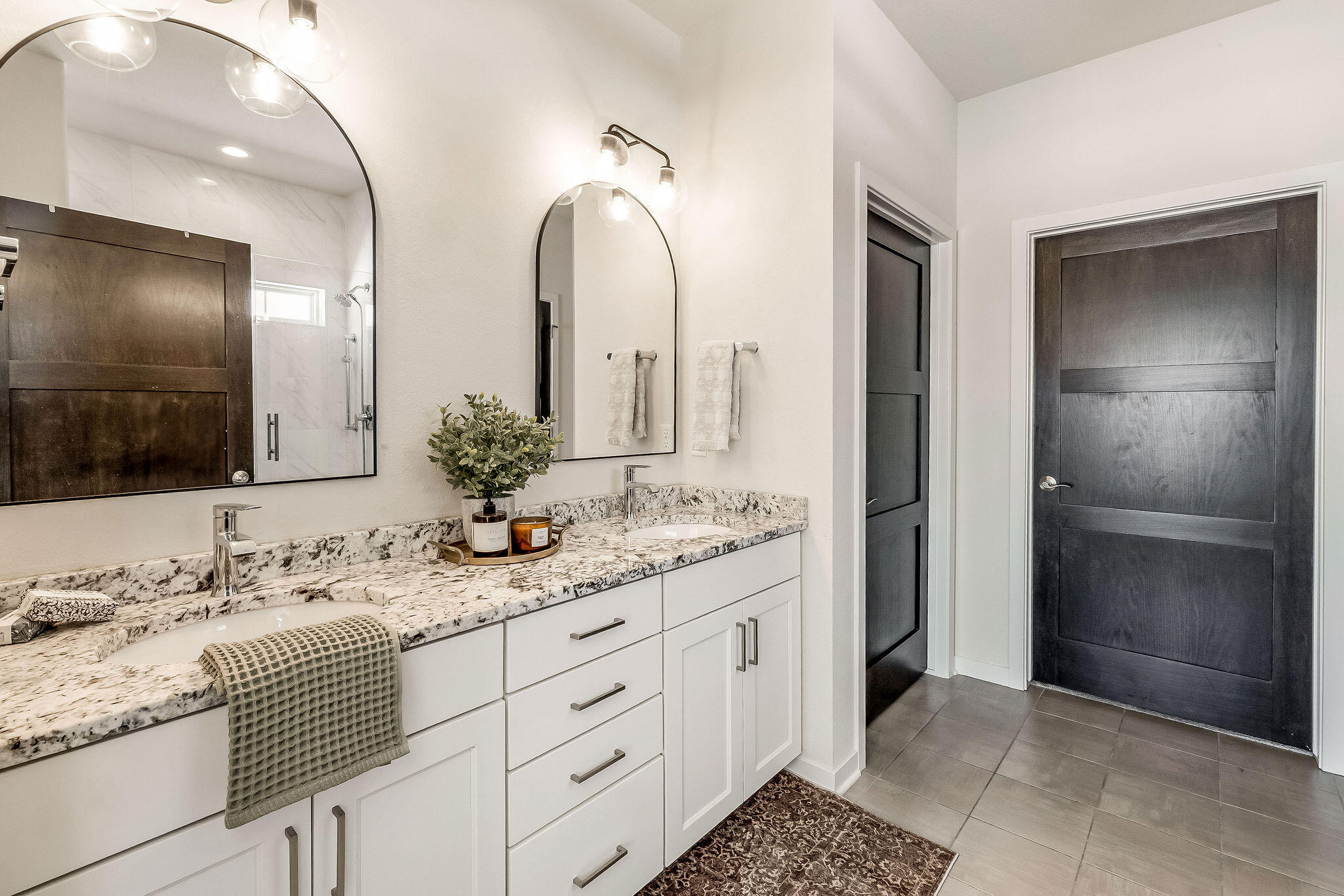 8955 W Highlander Dr