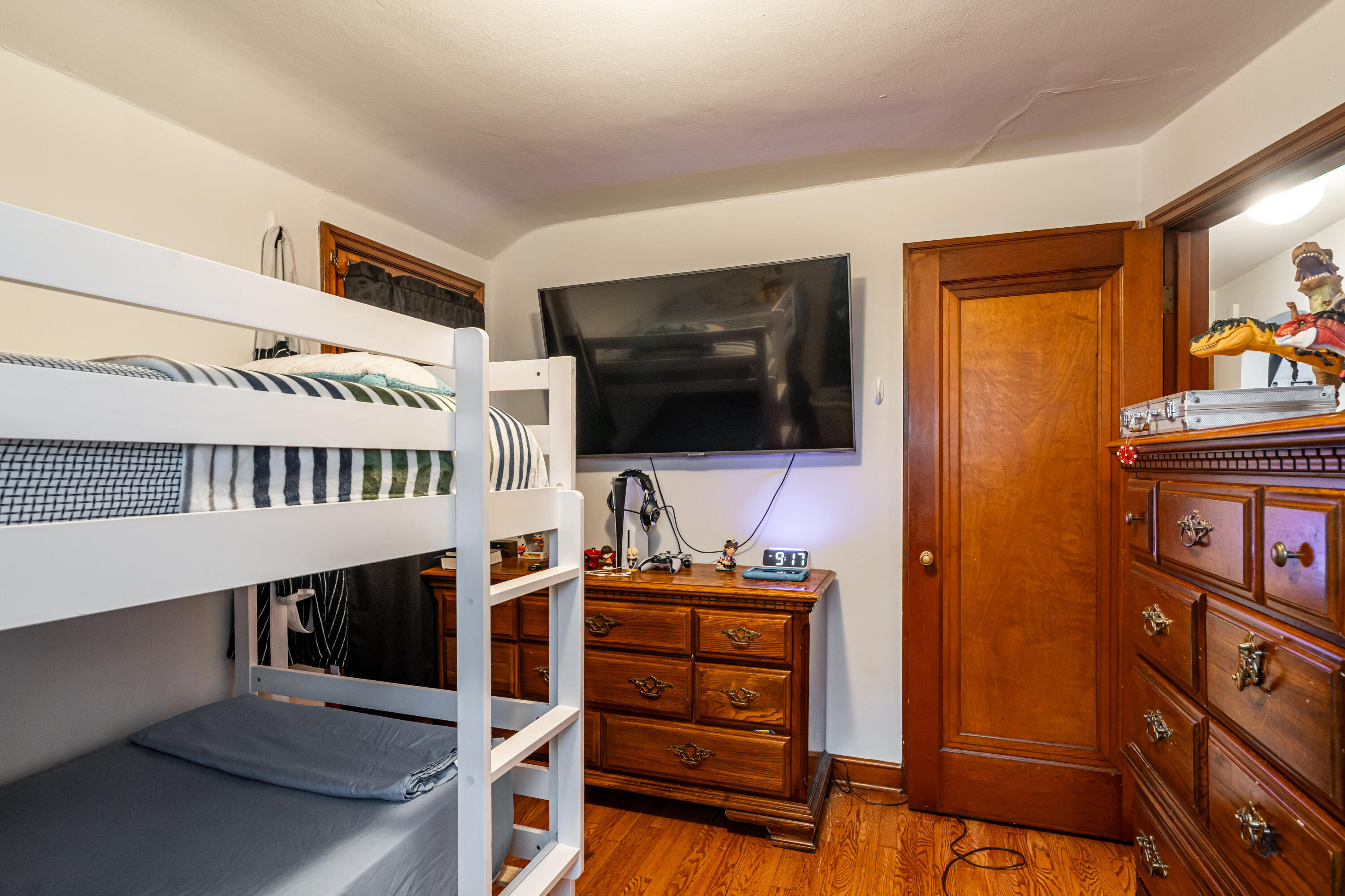 2344 S 60th St Unit: 2346