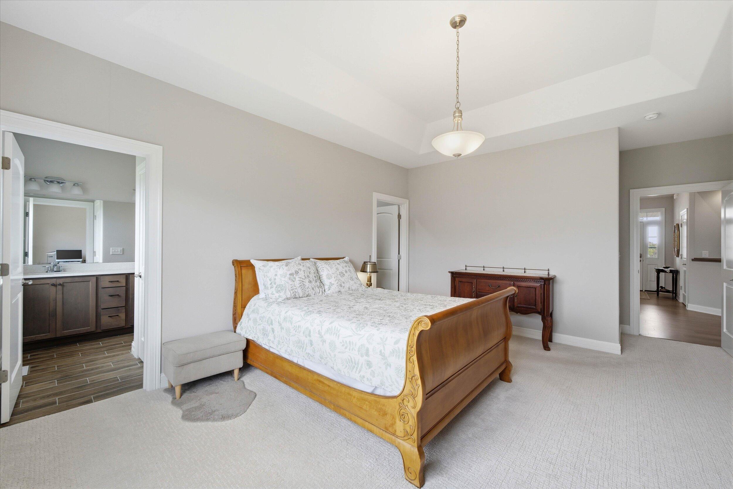 2046 E Omaha Dr