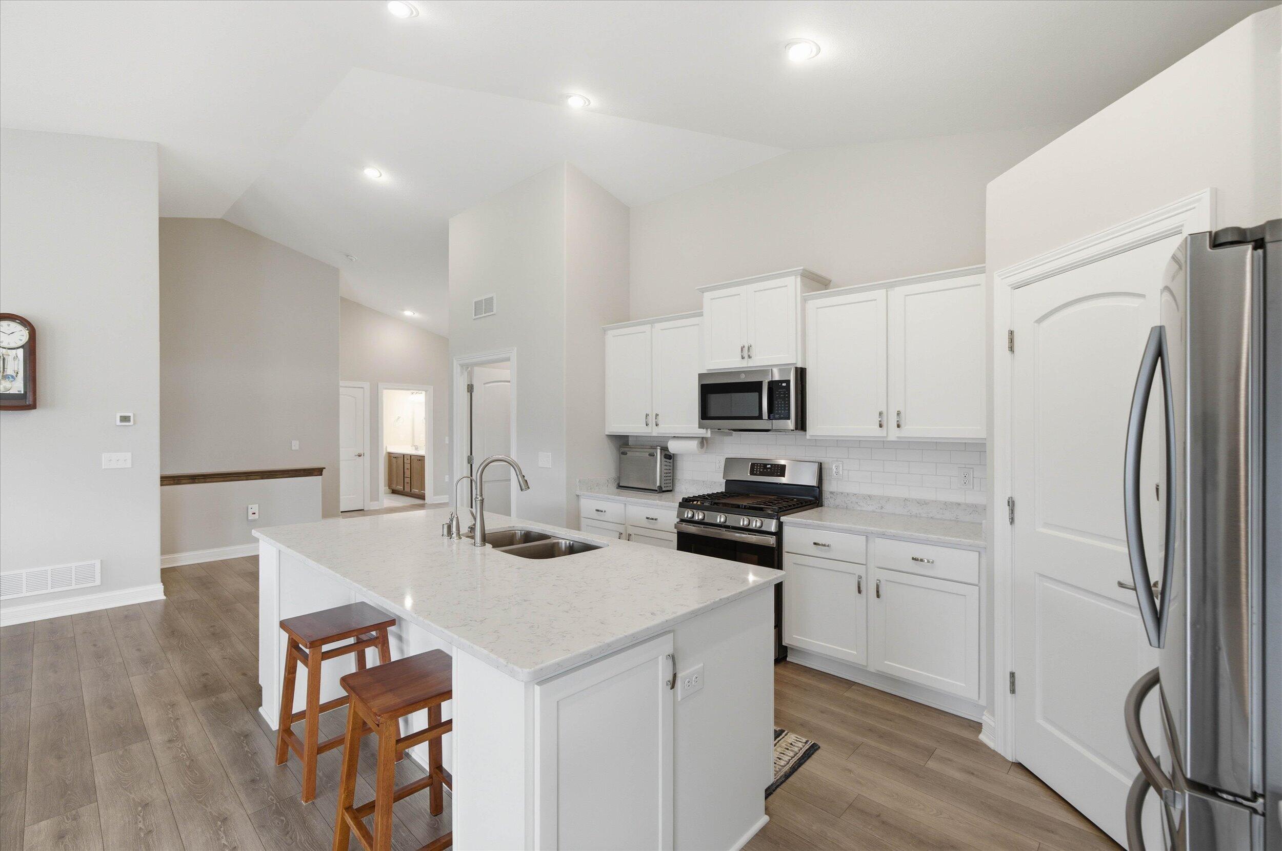 2046 E Omaha Dr