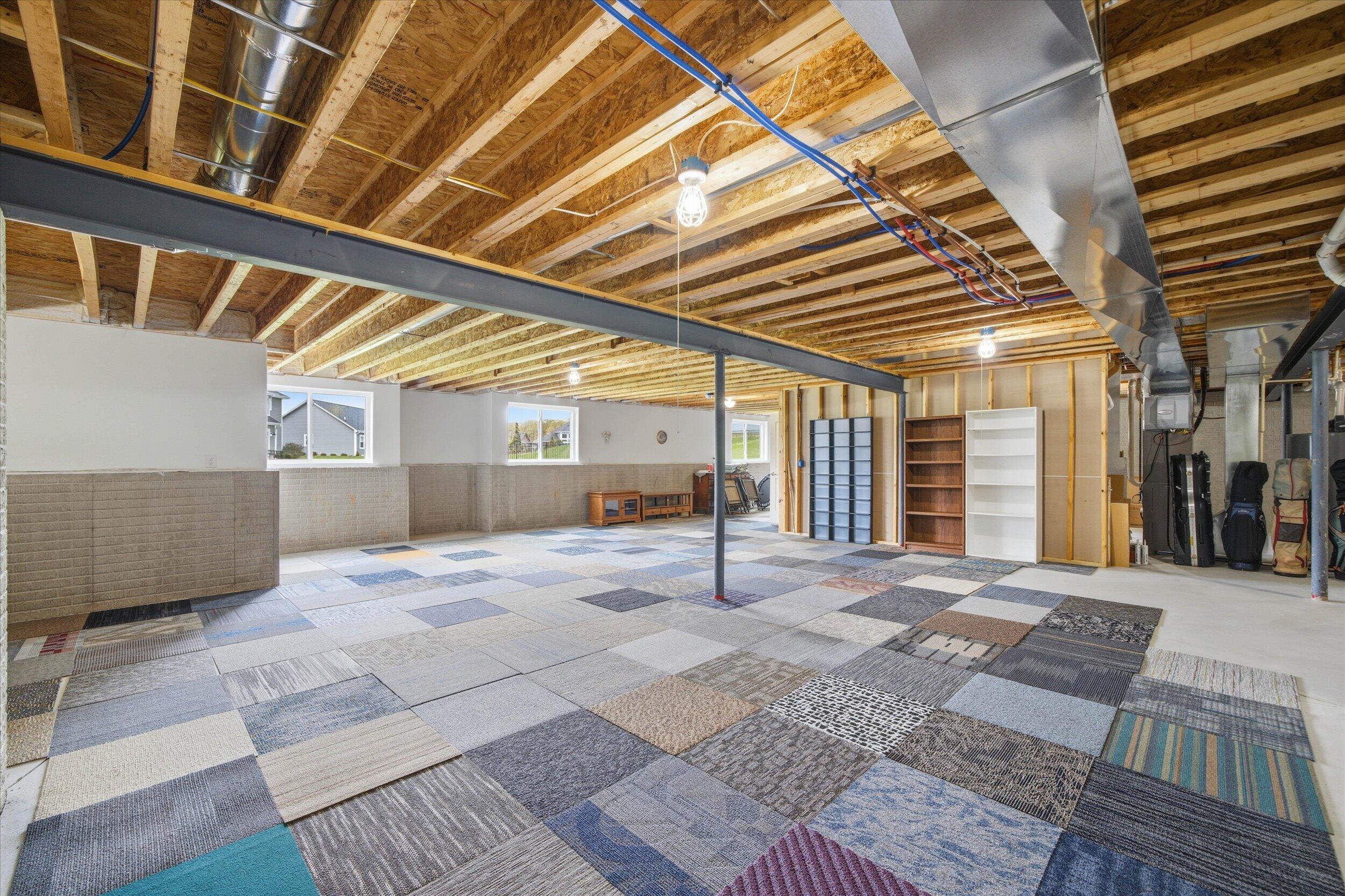 2046 E Omaha Dr