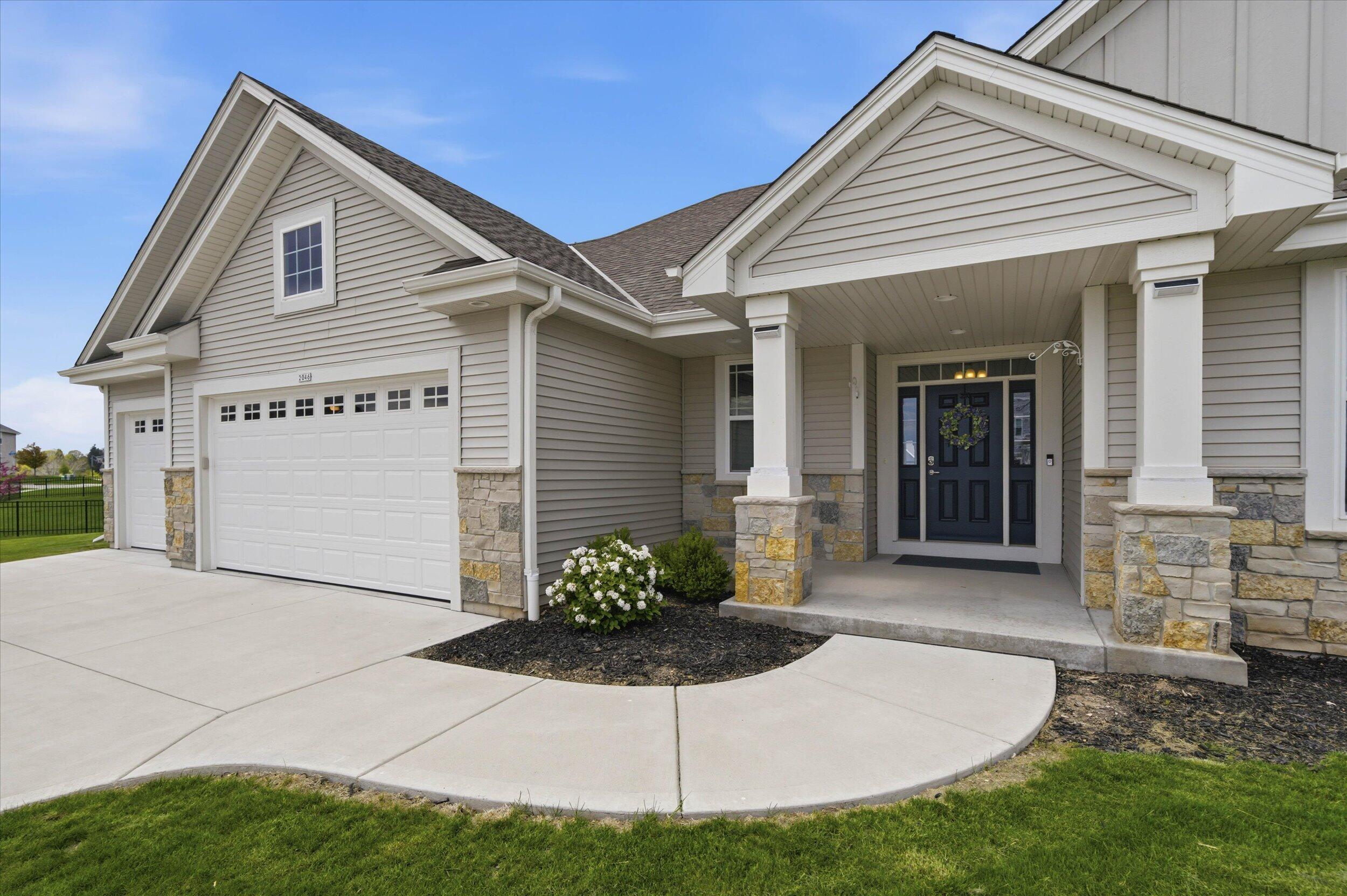 2046 E Omaha Dr