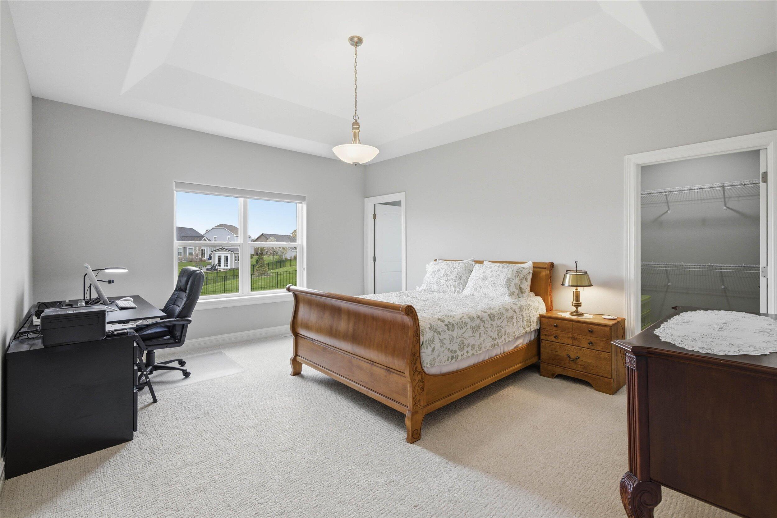 2046 E Omaha Dr