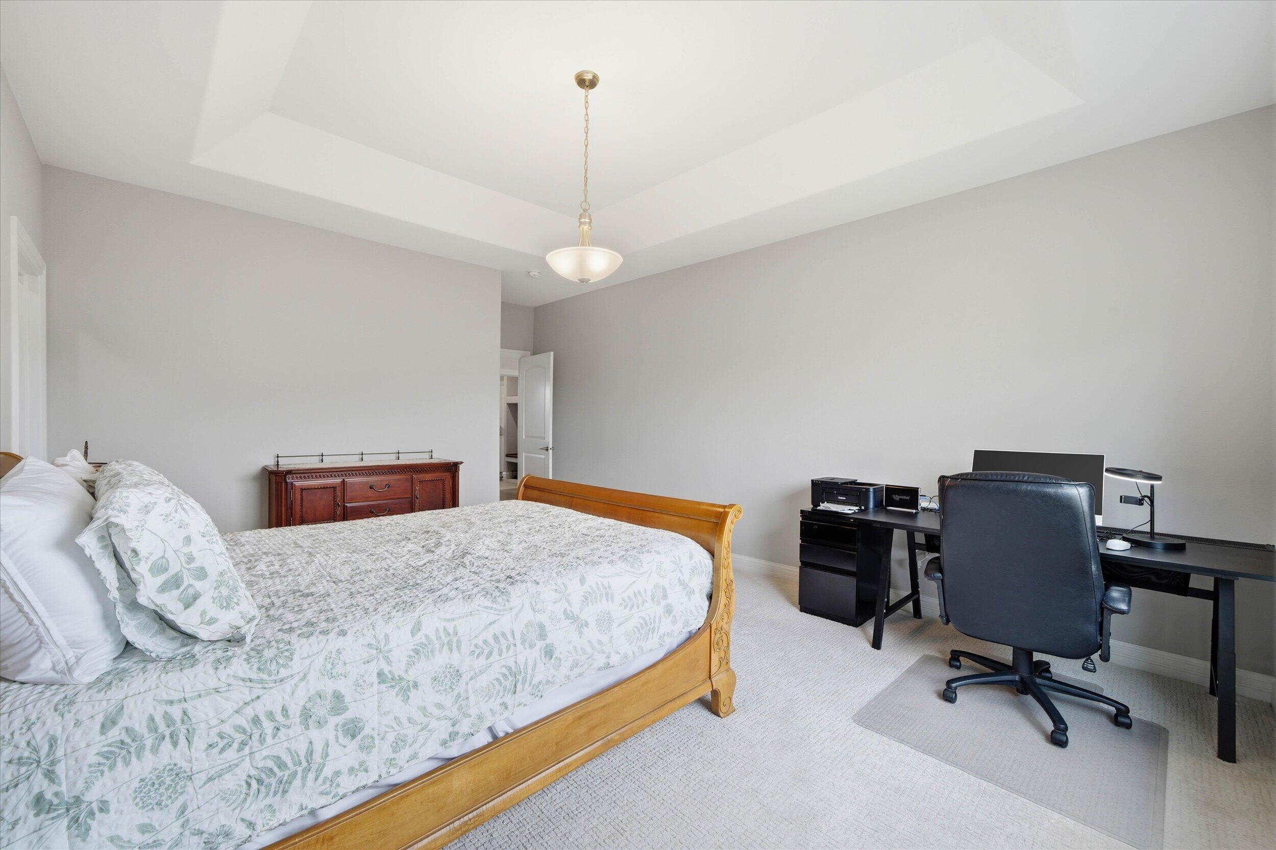 2046 E Omaha Dr