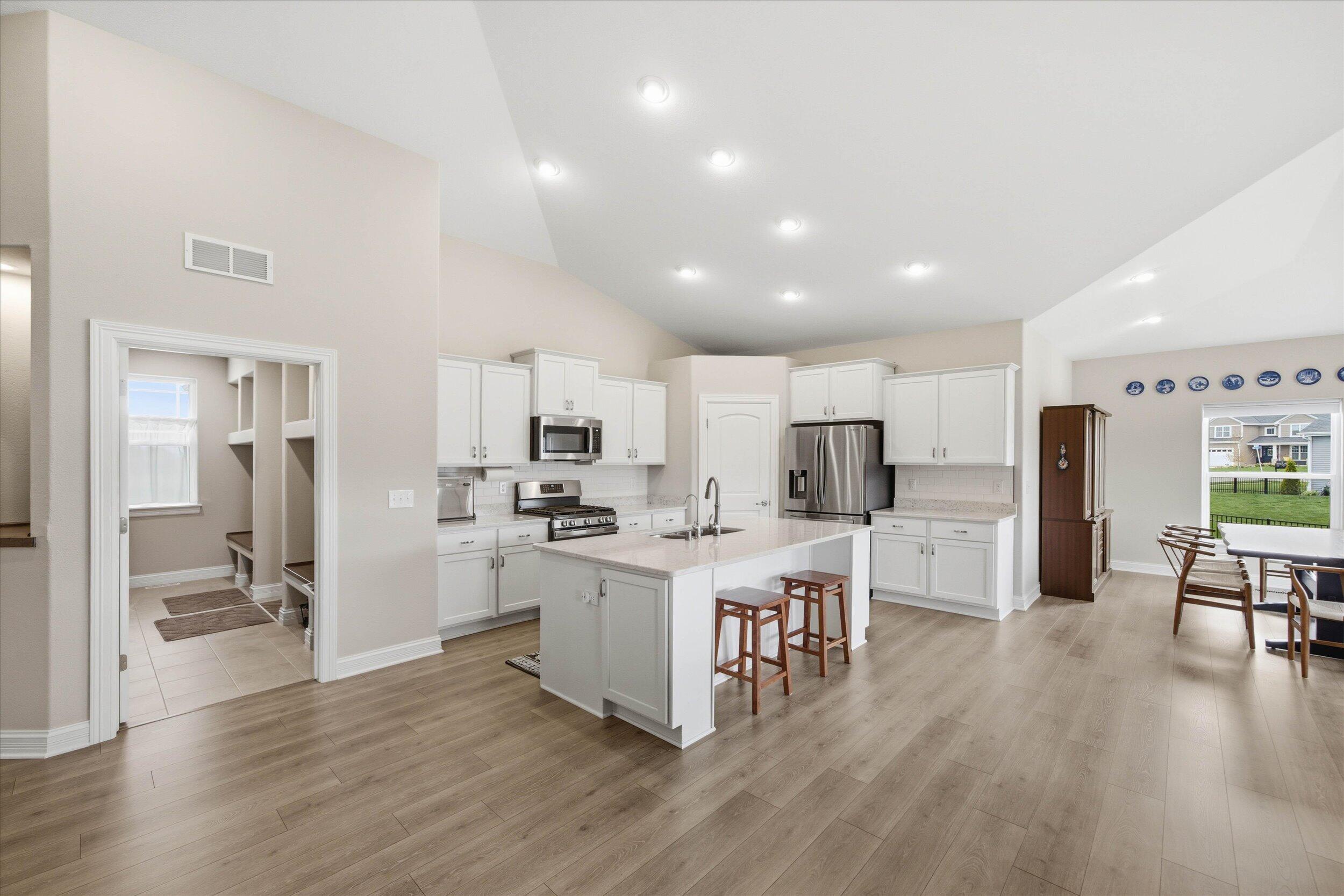 2046 E Omaha Dr