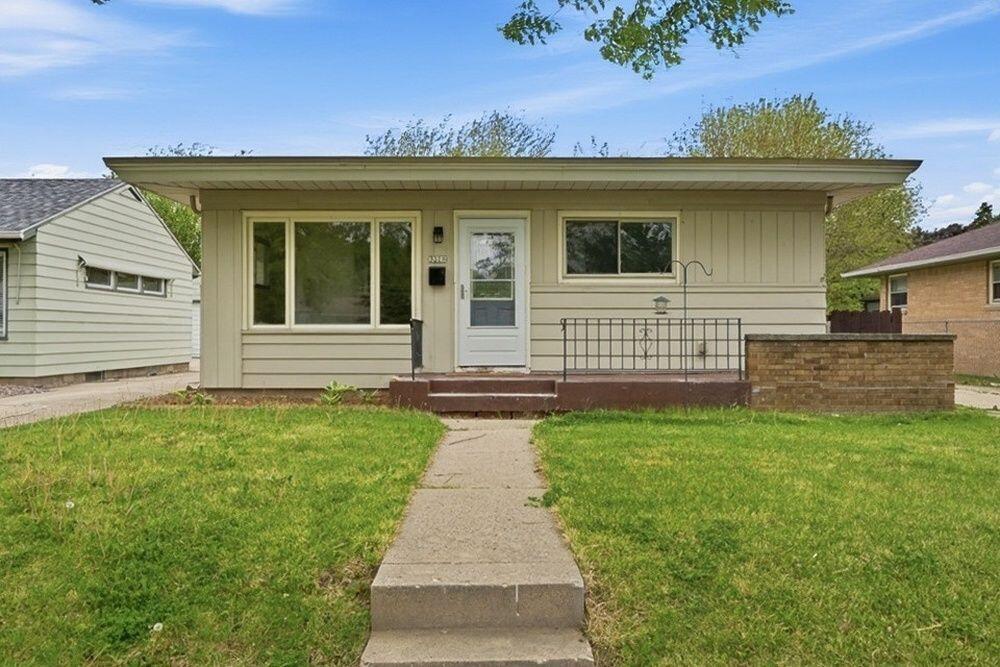 3220 S 72nd St
