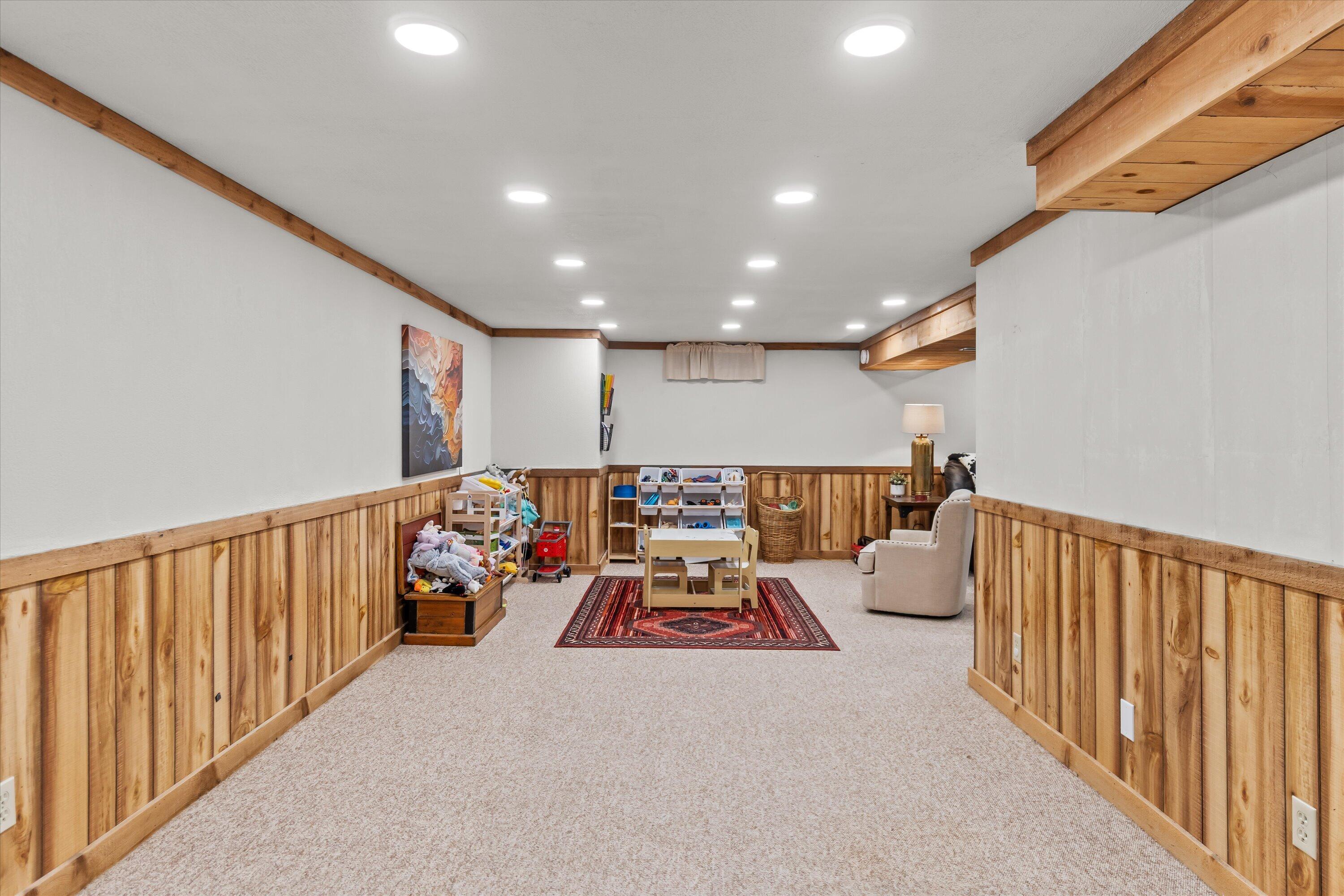 110 Highland Dr