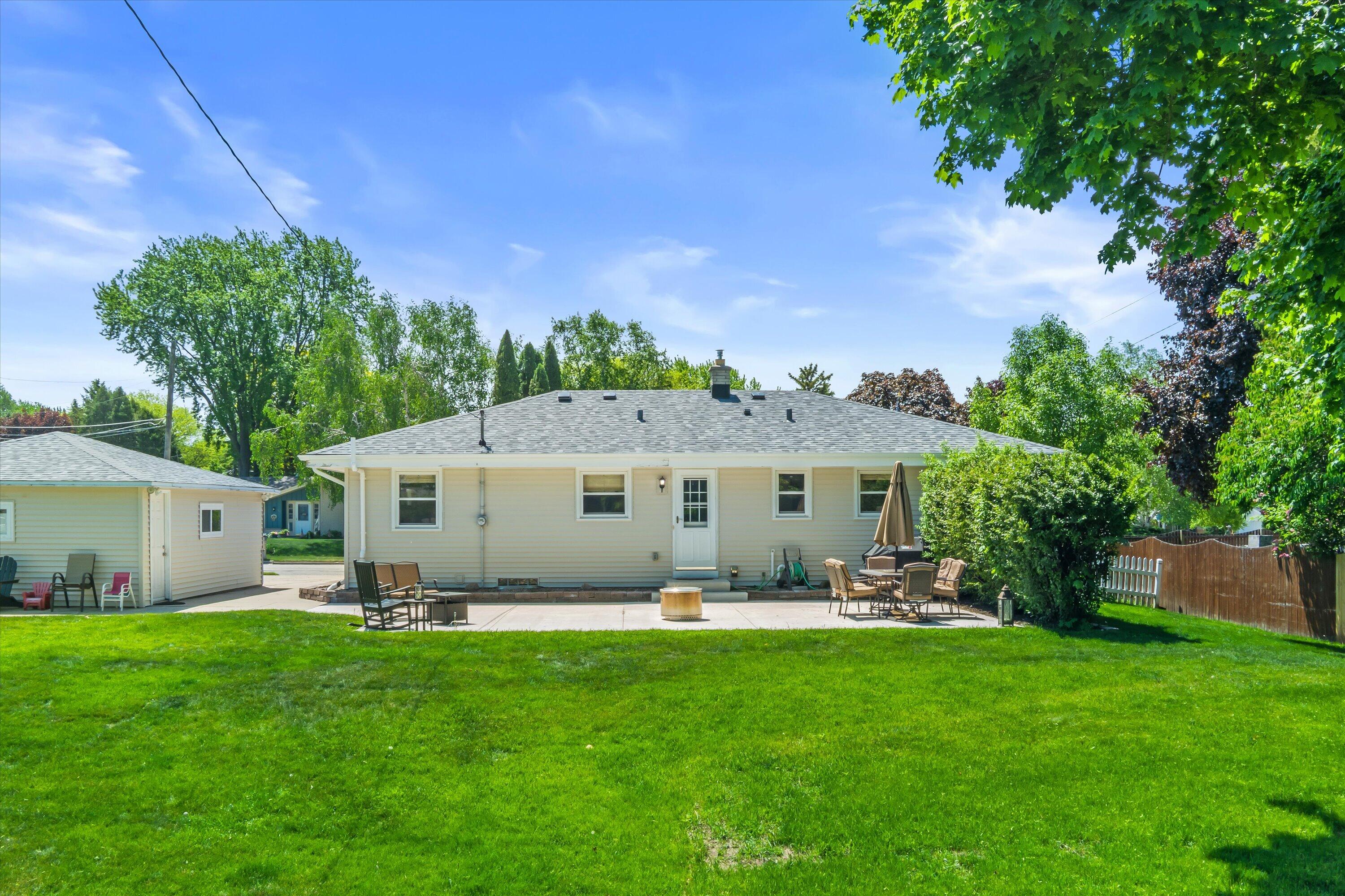 110 Highland Dr