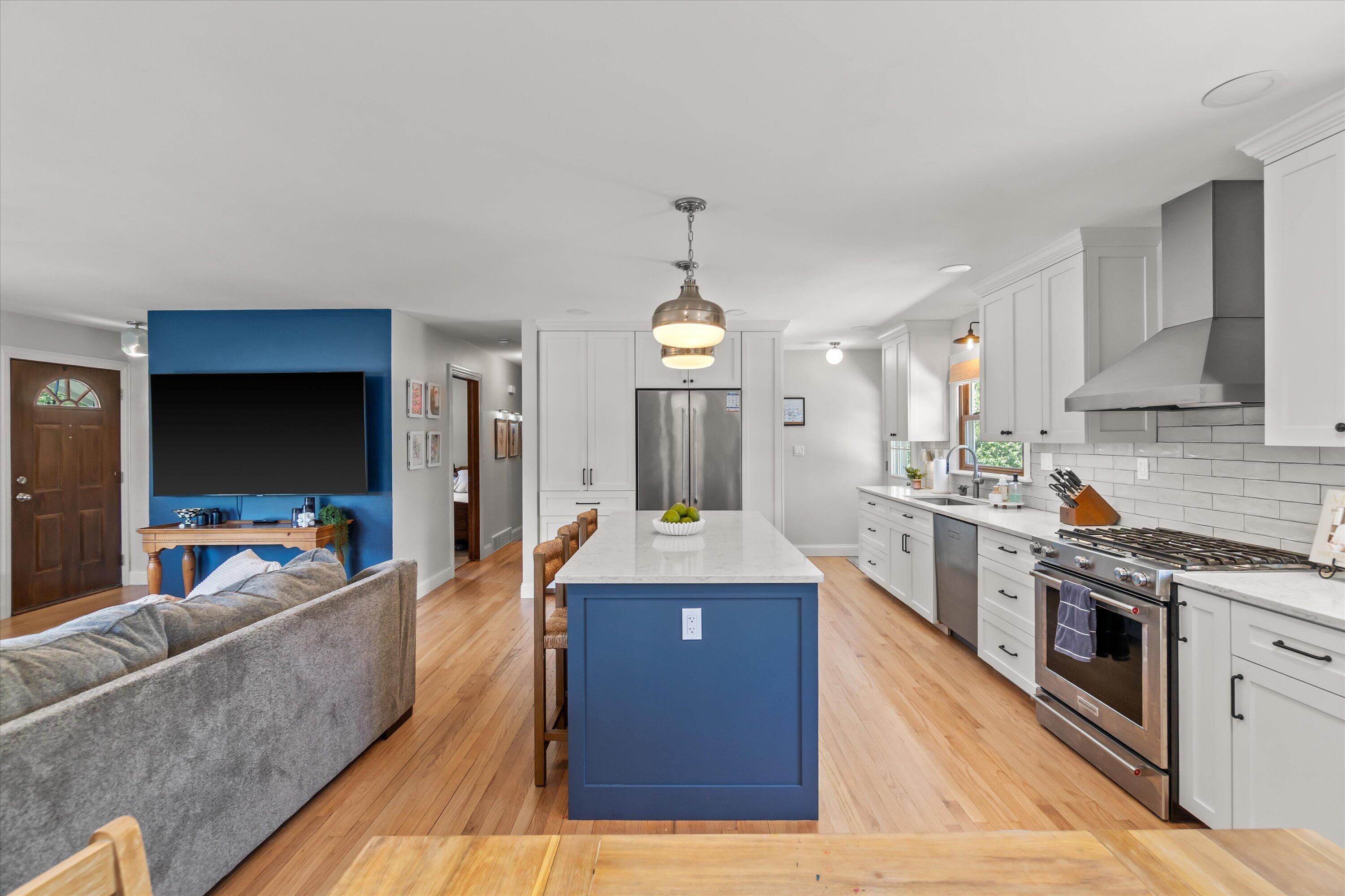 110 Highland Dr
