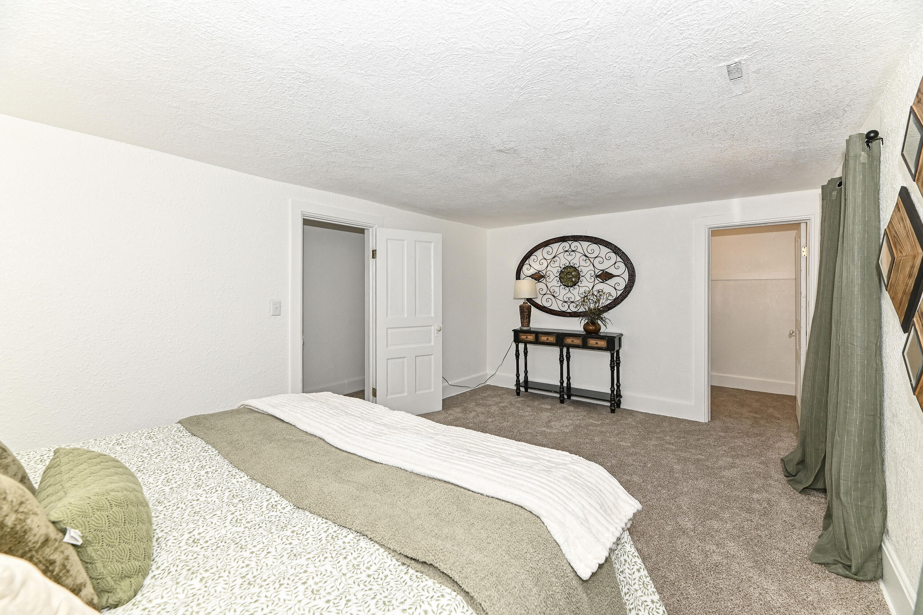 5824 Marsh Rd