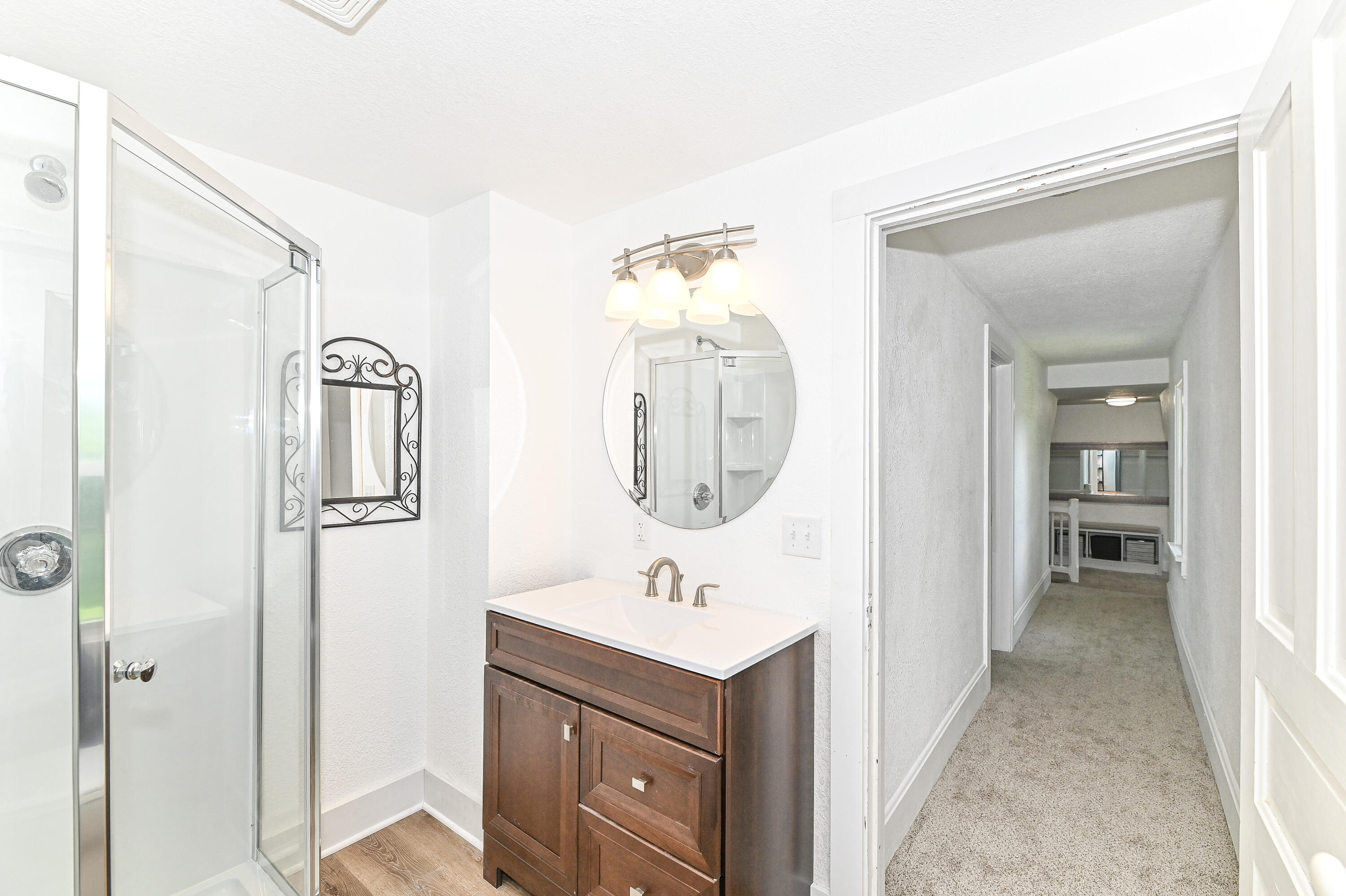 5824 Marsh Rd