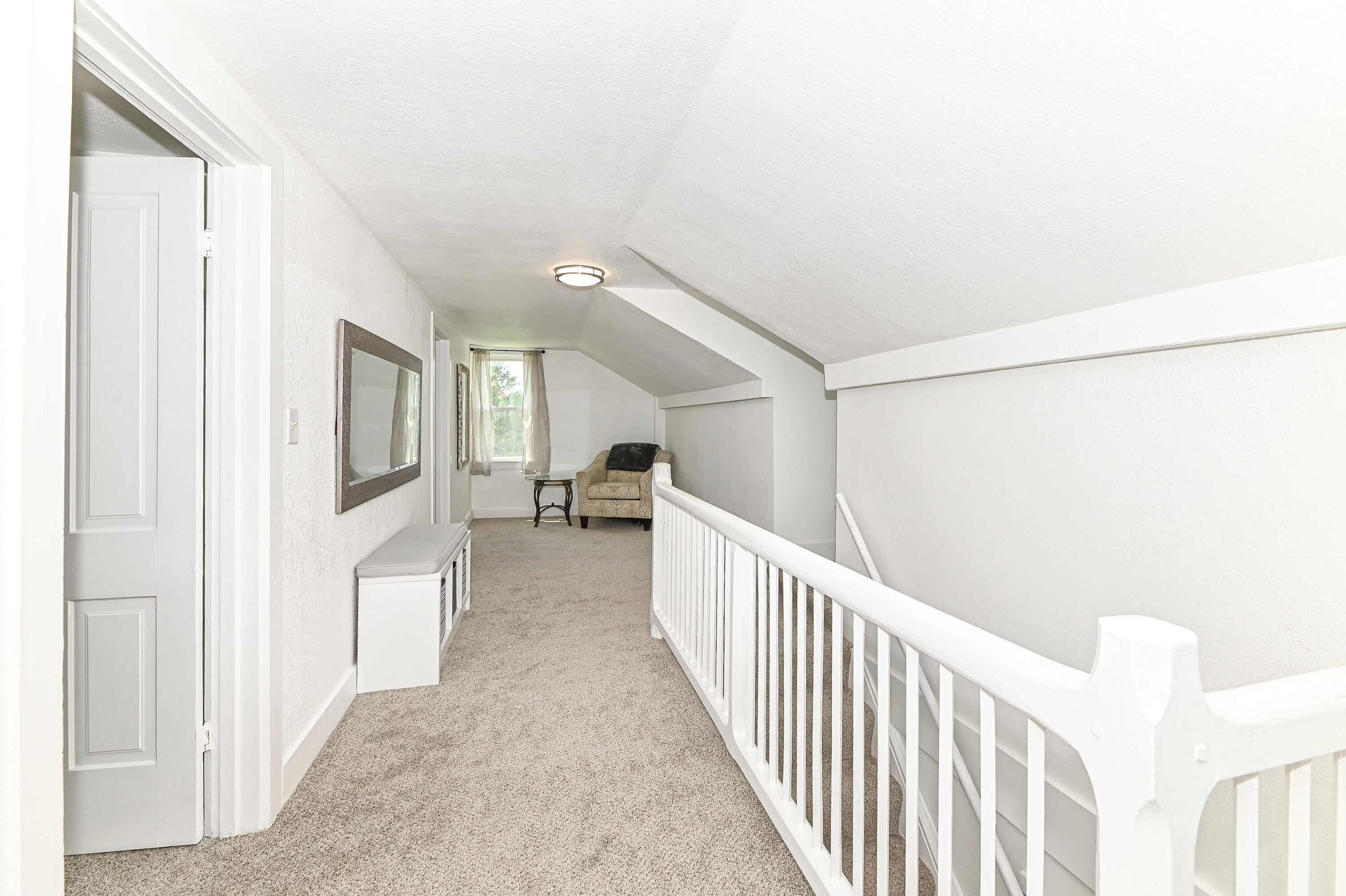 5824 Marsh Rd
