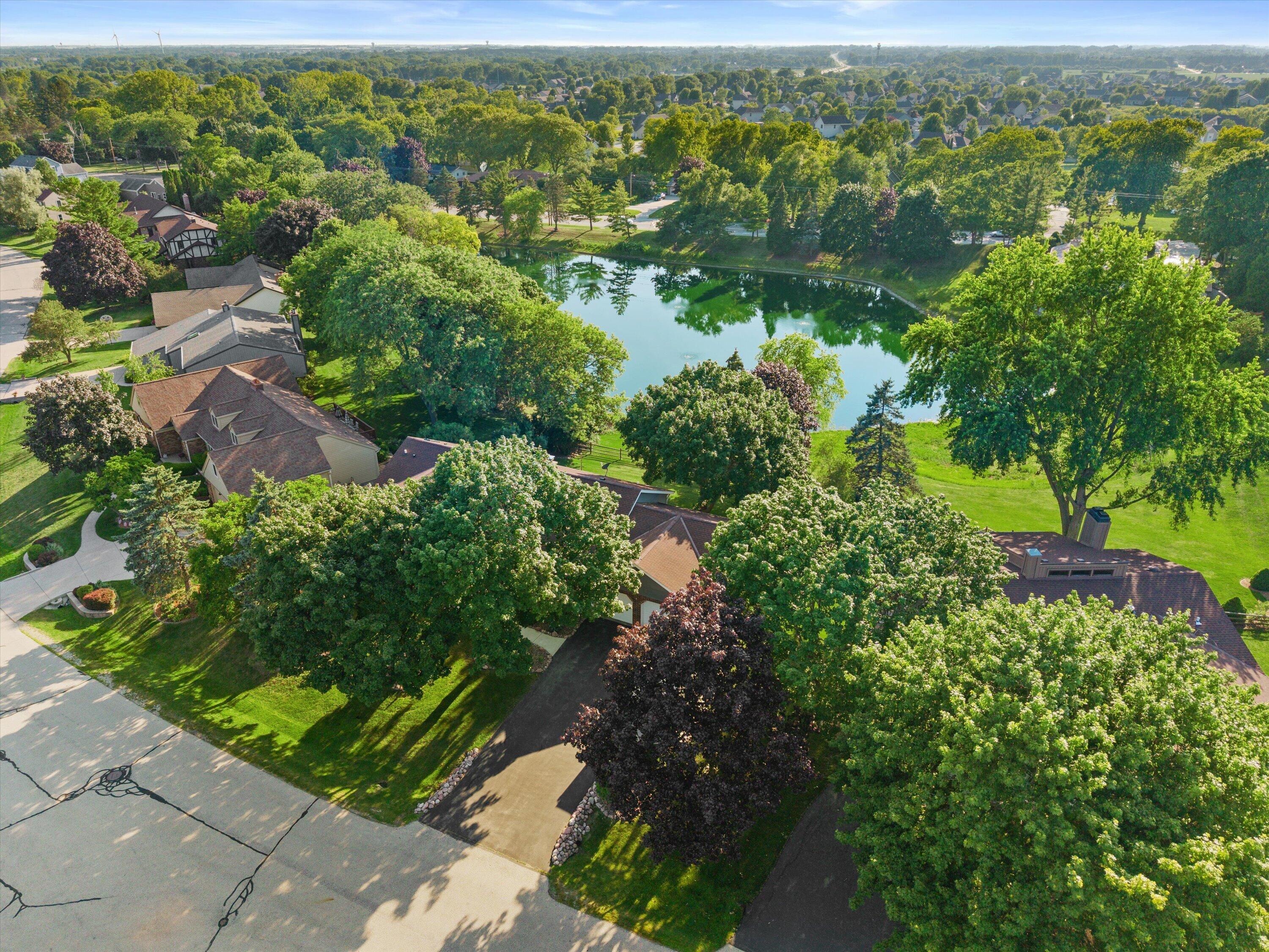 1800 Centennial Ln