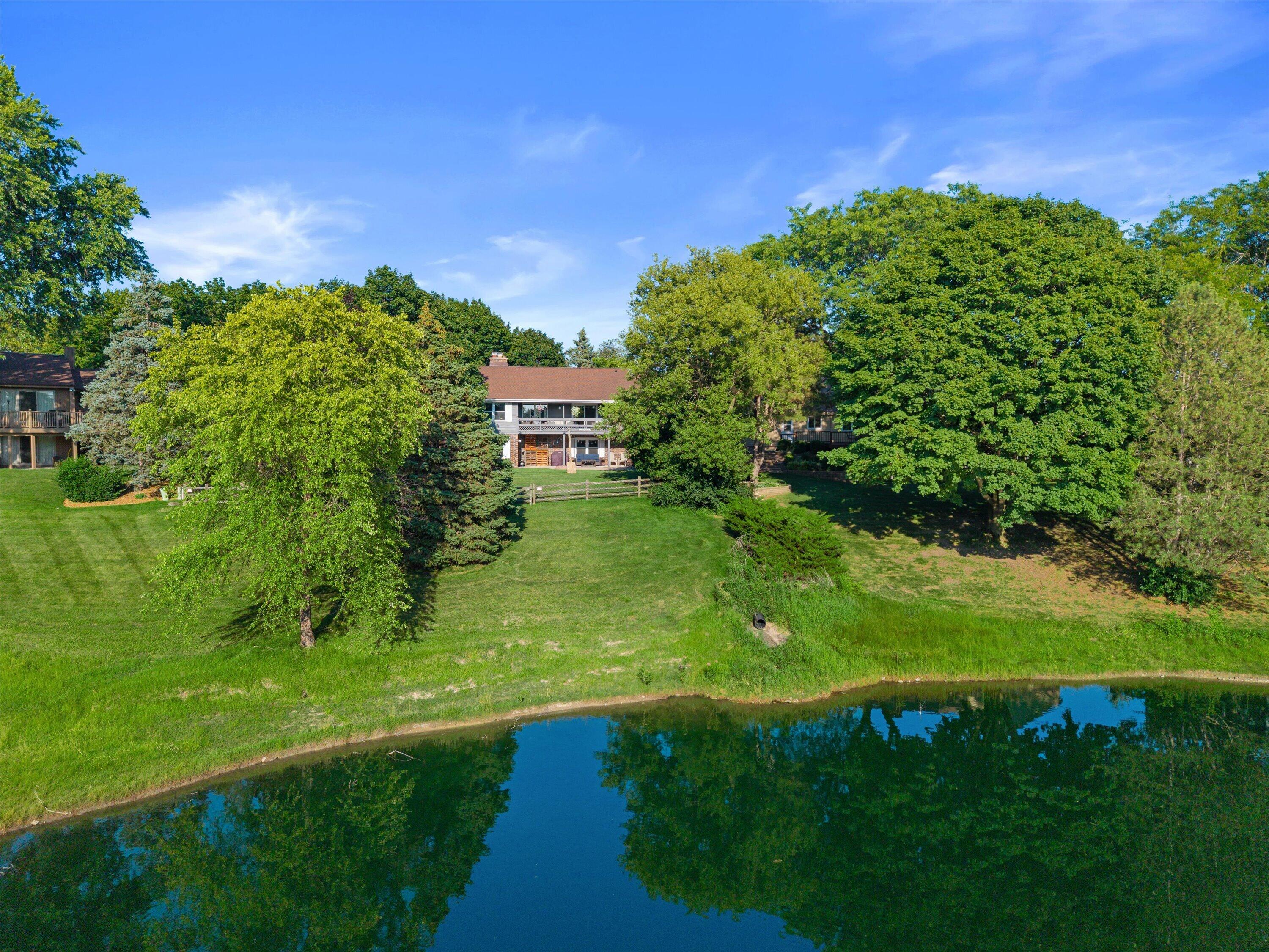 1800 Centennial Ln