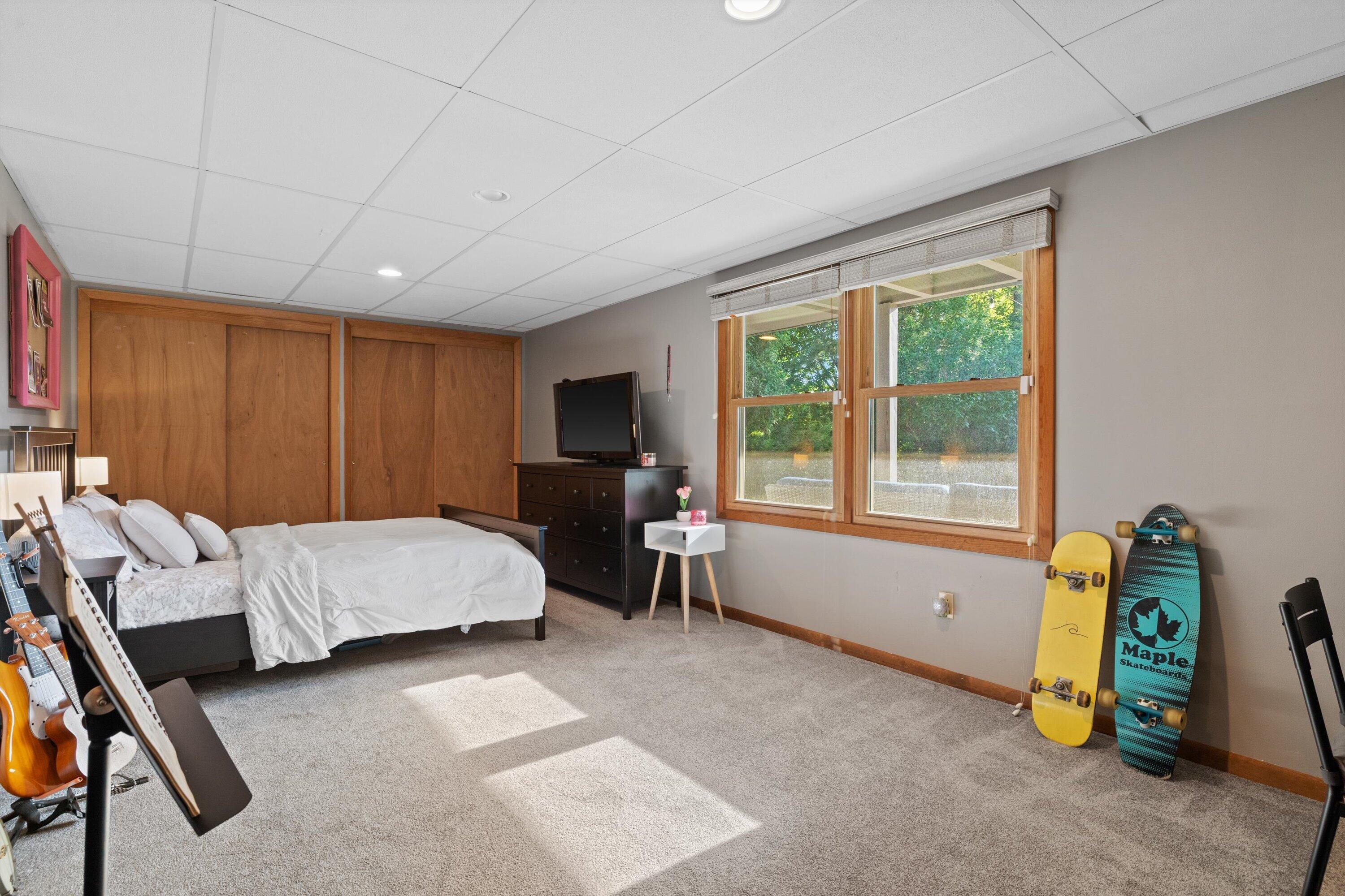1800 Centennial Ln