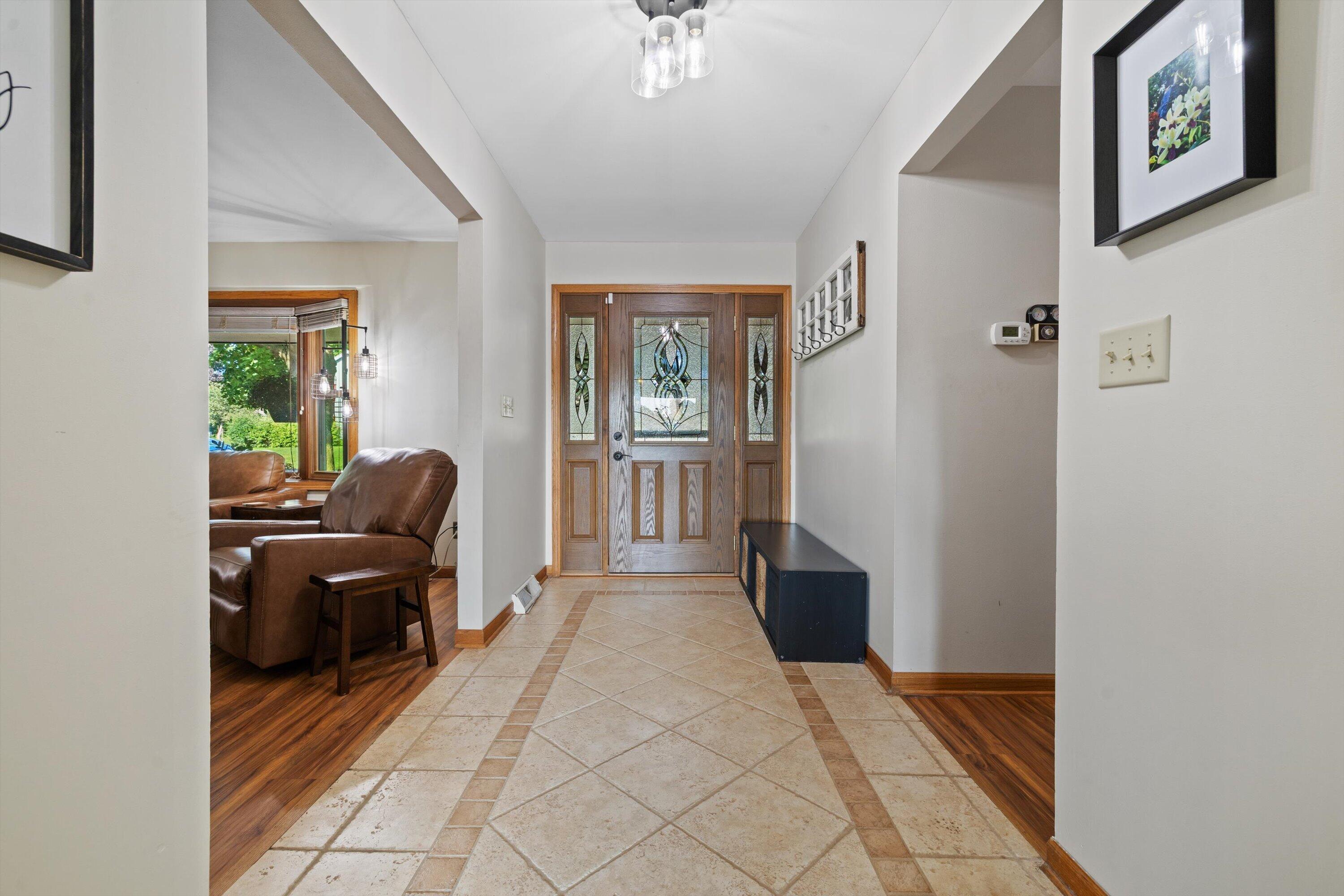 1800 Centennial Ln