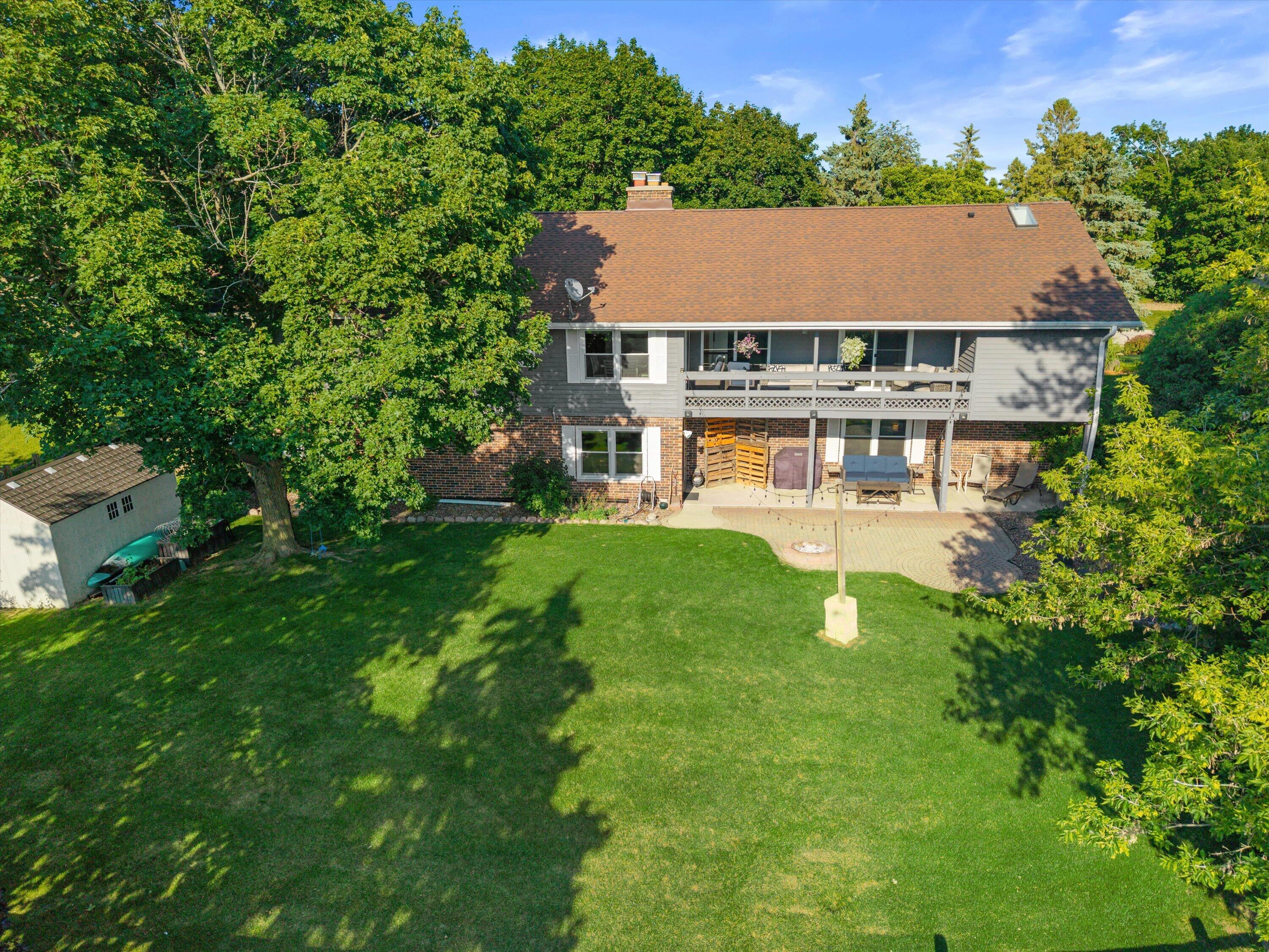 1800 Centennial Ln