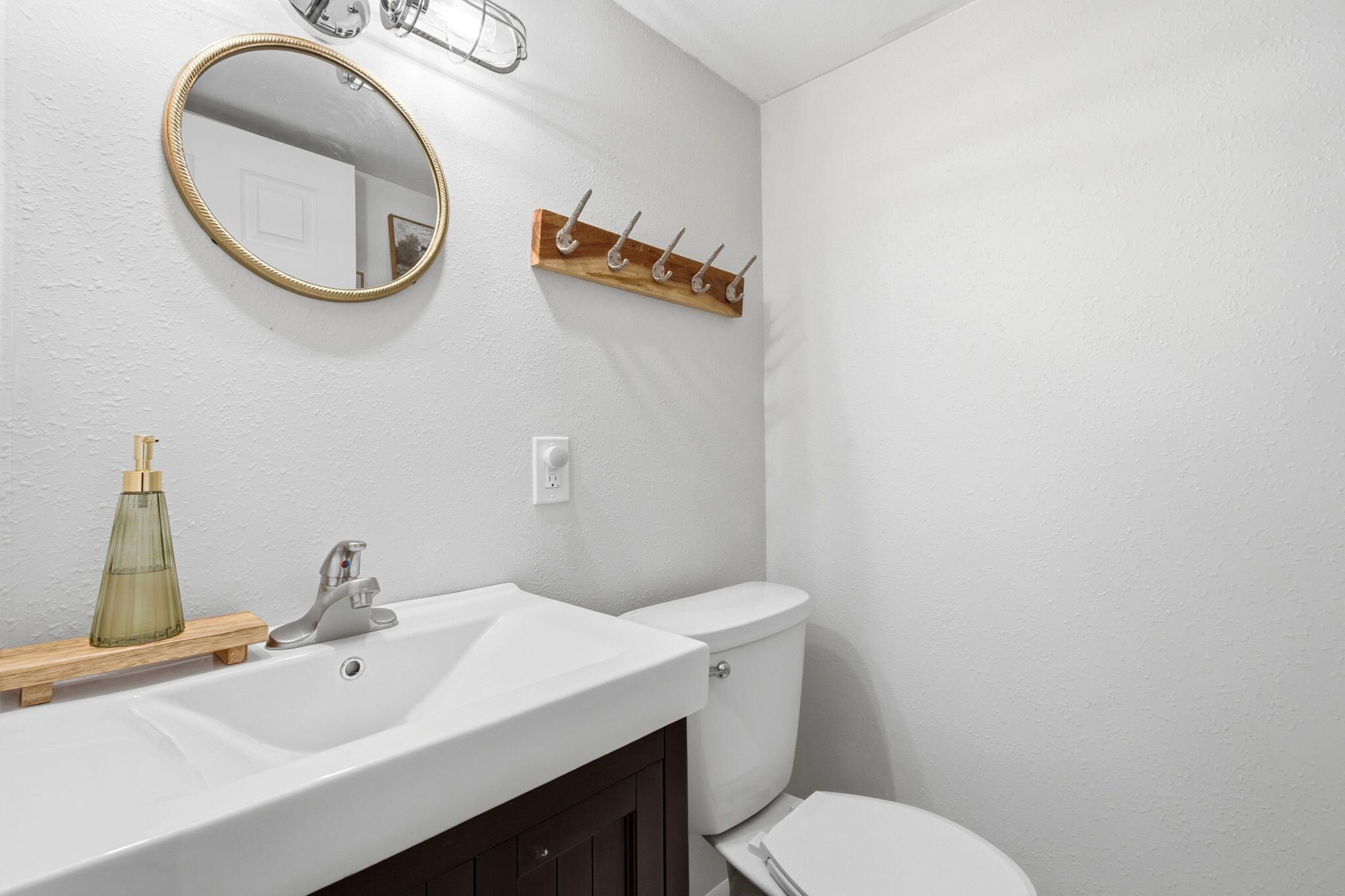 N85W15153 MacArthur Dr