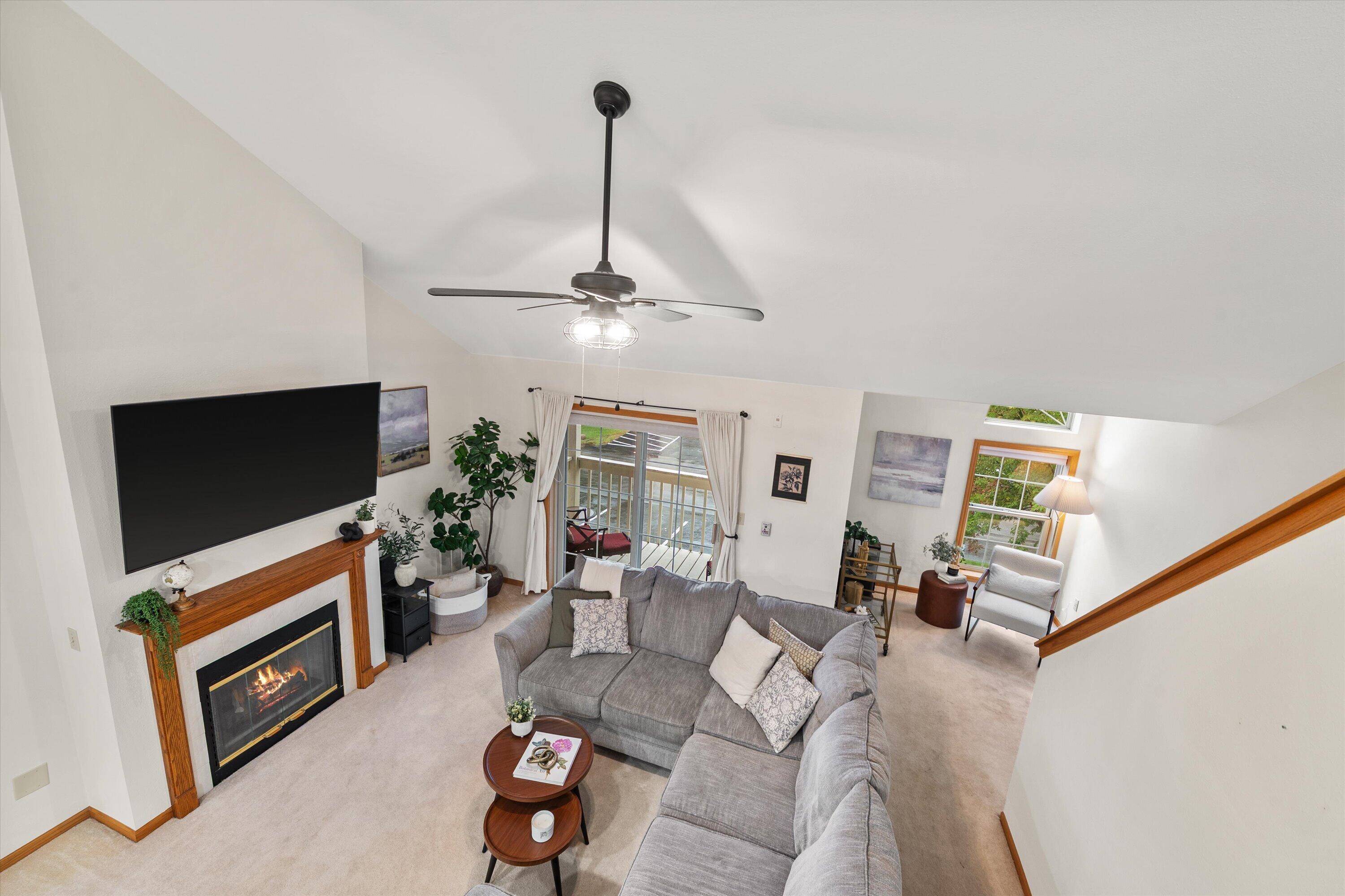 1976 Parknoll Ln