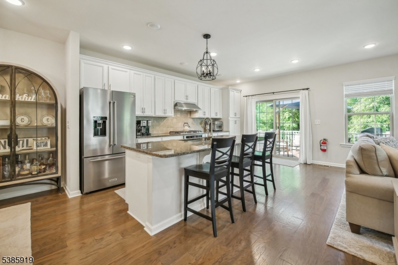 56 Albert Ct